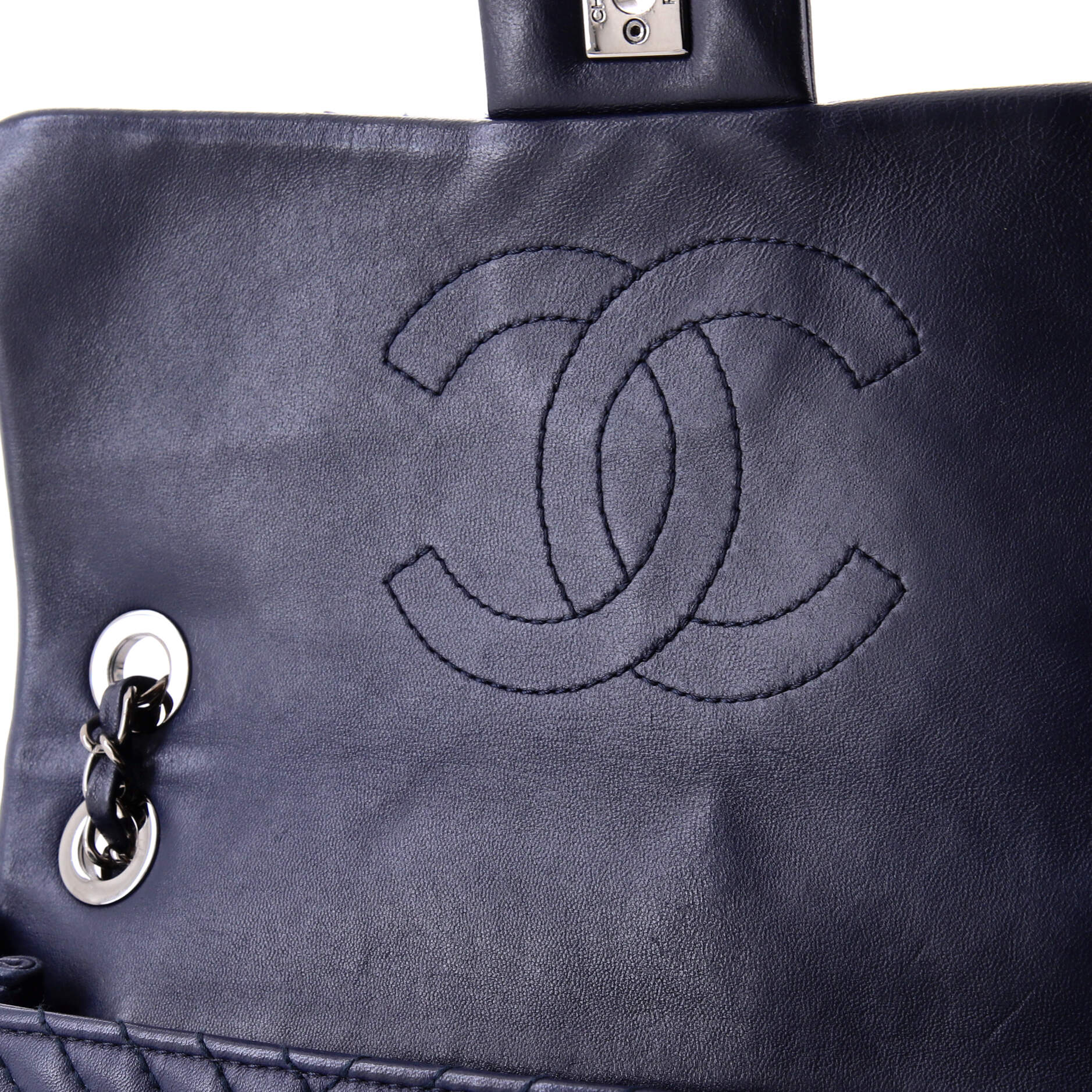 CC Crossing Flap Bag Chevron Lambskin Medium - Image 8