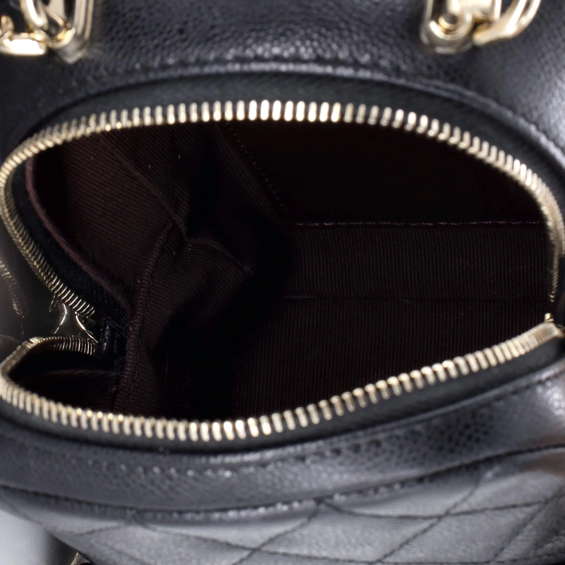 Classic CC Chain Pocket Backpack Quilted Caviar Mini - Image 5