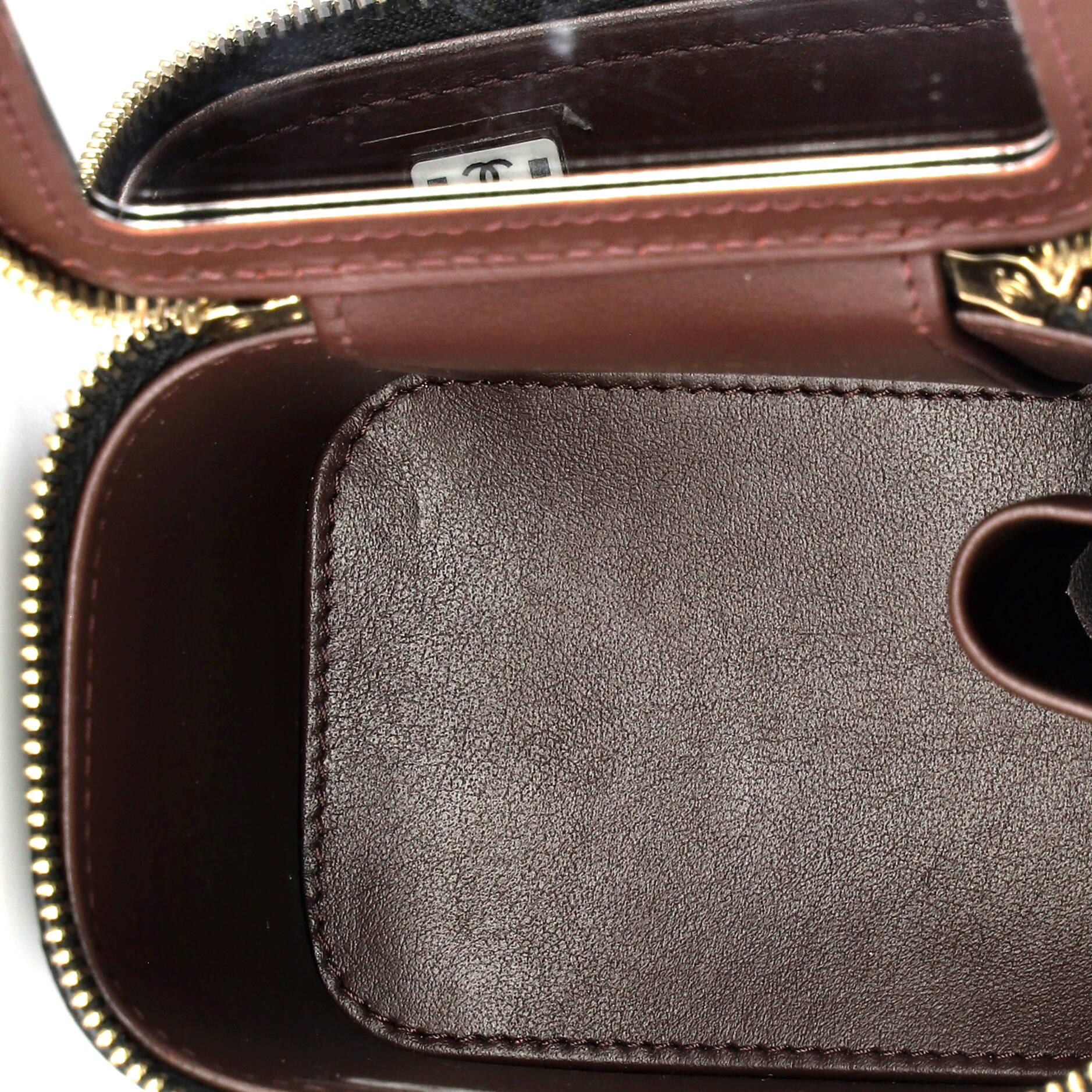 Classic Vanity Case with Chain Quilted Caviar Mini - Image 5