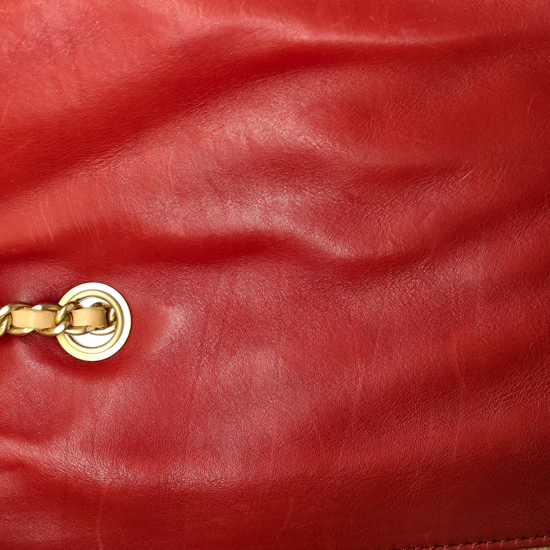 Gabrielle Flap Bag Chevron Leather Medium - Image 7