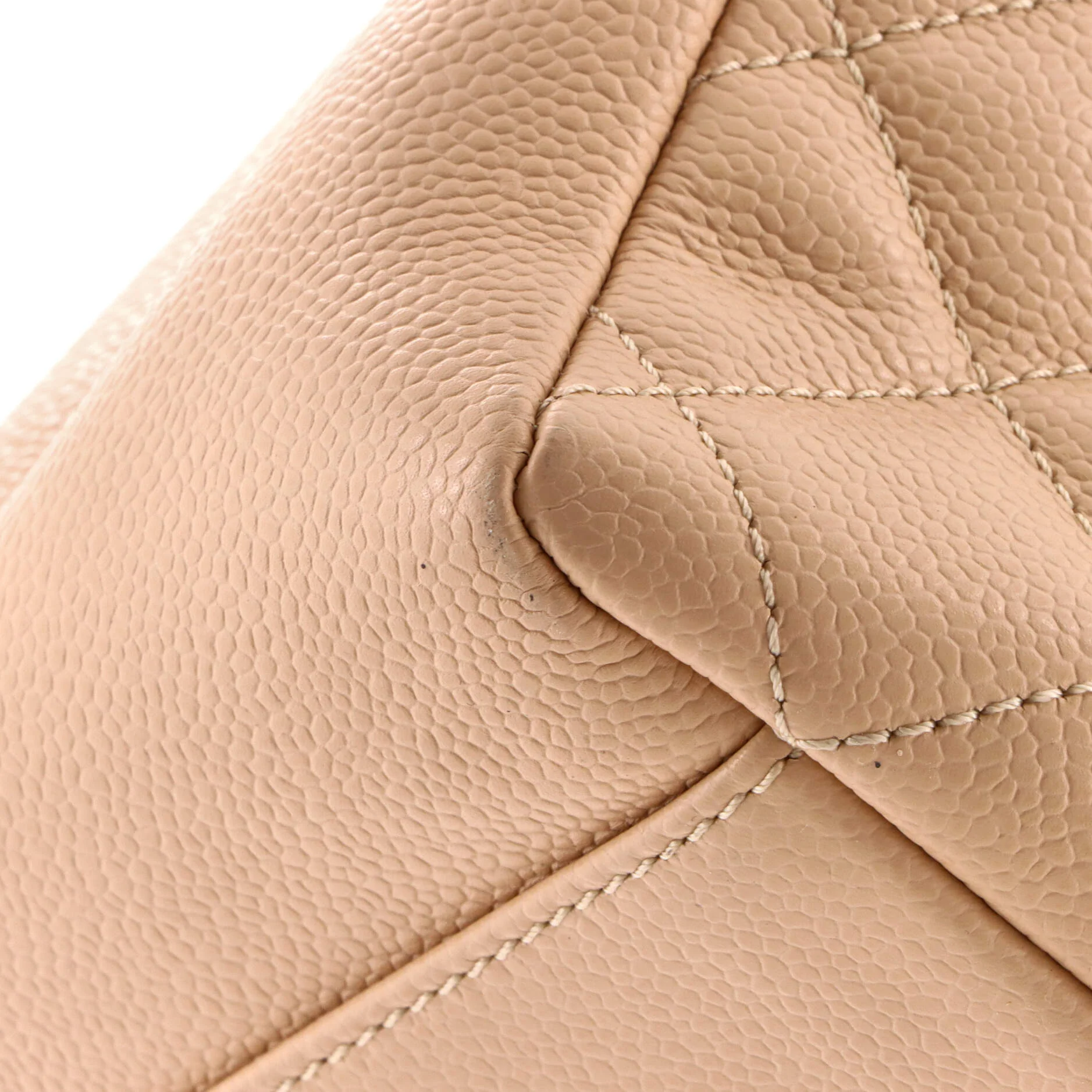Grand Shopping Tote Quilted Caviar - Image 7