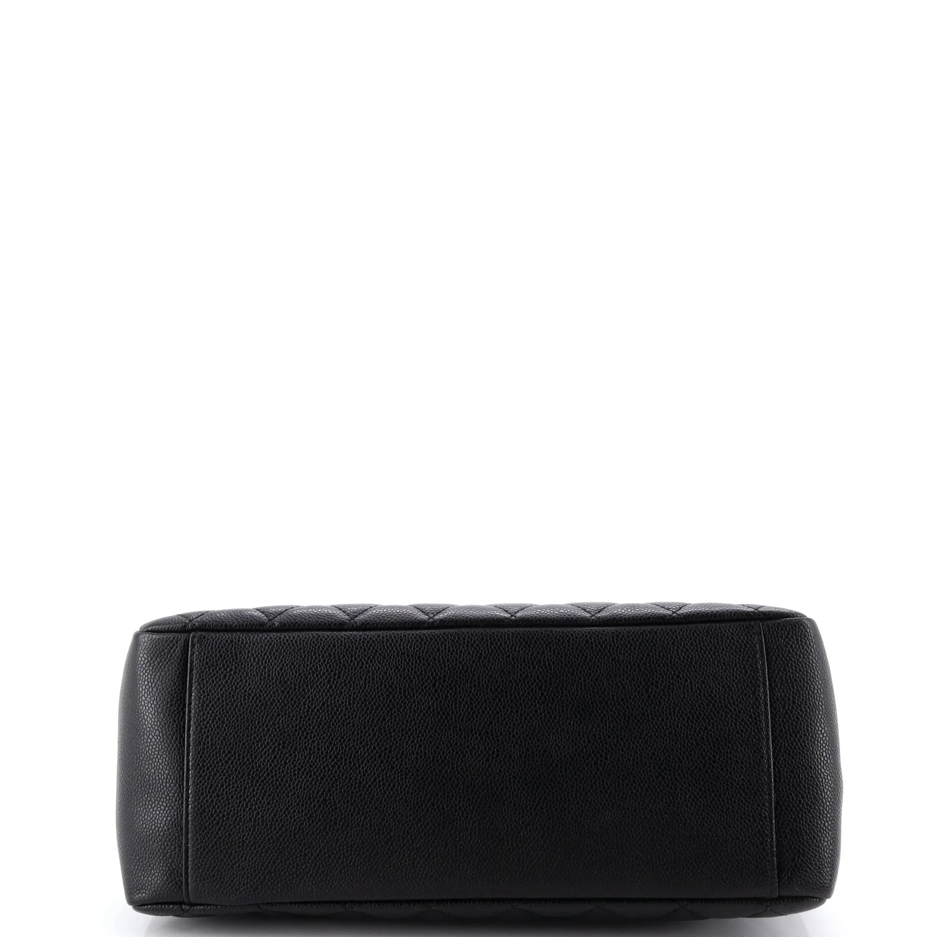 Grand Shopping Tote Quilted Caviar - Image 4