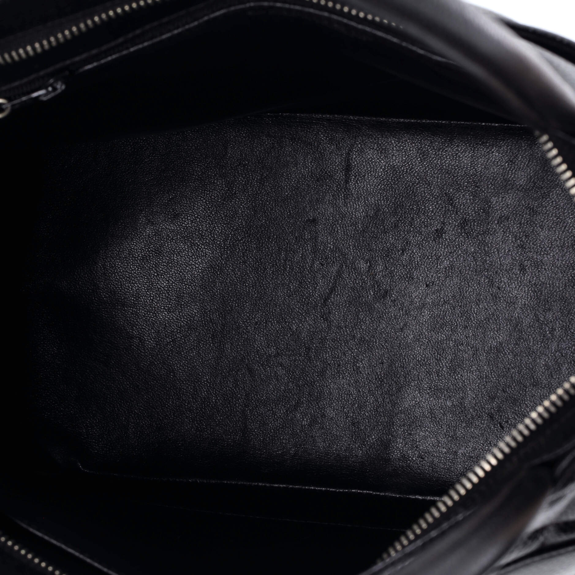 Medallion Tote Quilted Caviar - Image 5