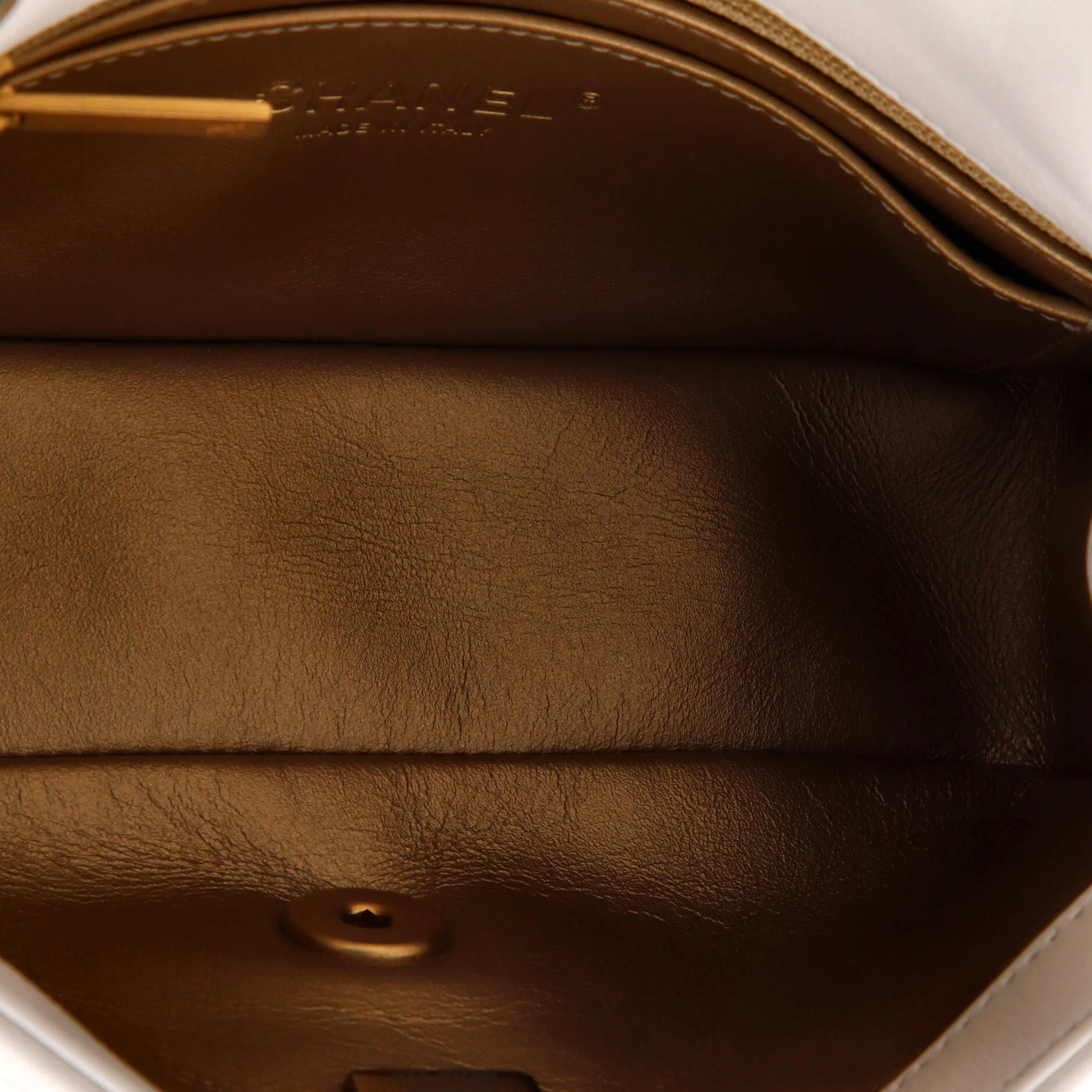 Pearl Crush Flap Bag Quilted Lambskin Mini - Image 5