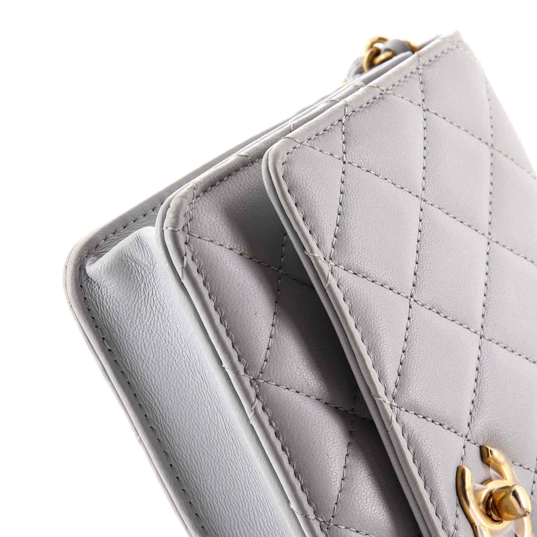 Pearl Crush Wallet on Chain Quilted Lambskin - Image 6