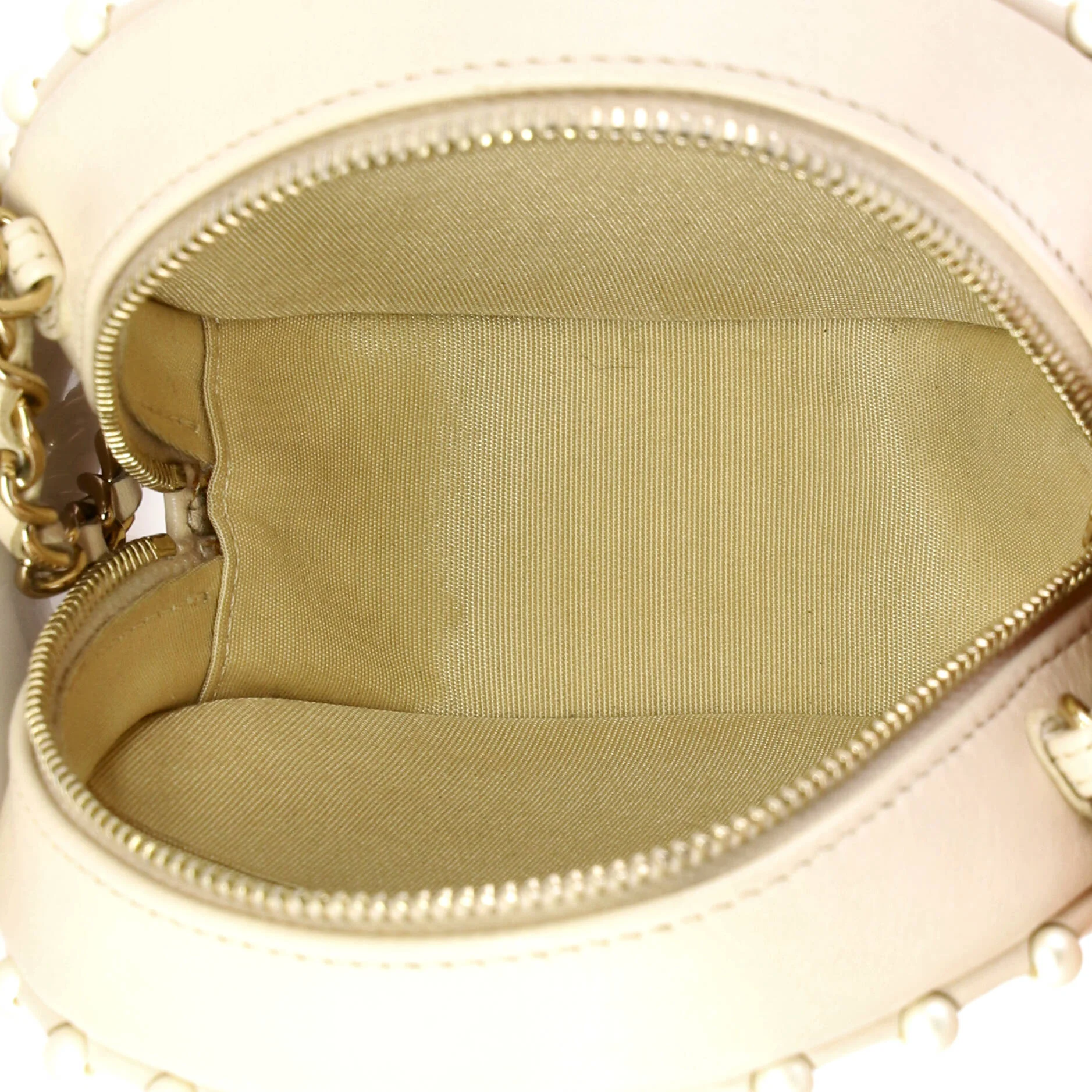 Round Clutch with Chain Quilted Calfskin with Pearl Detail - Image 5