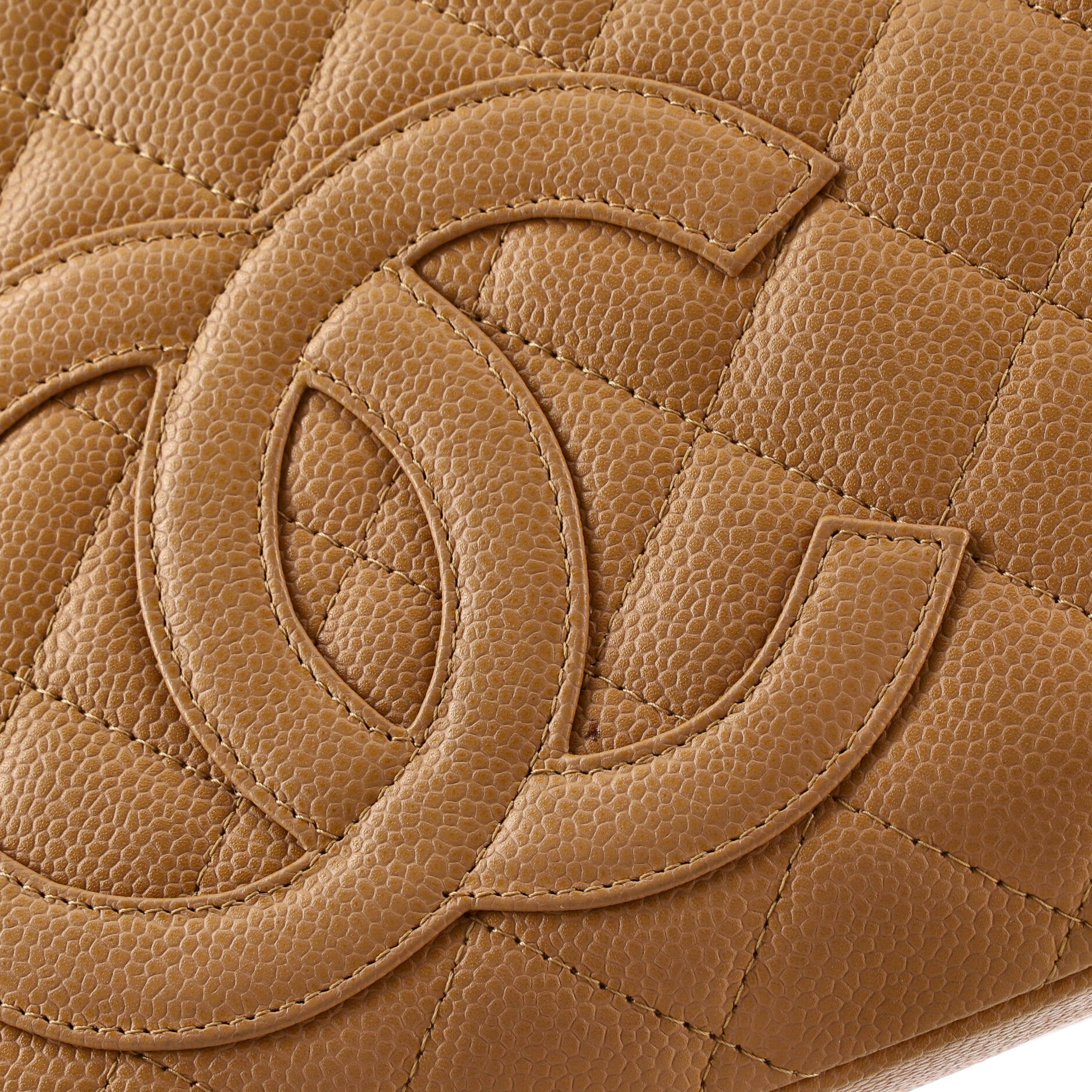 Timeless CC Chain Shoulder Bag Quilted Caviar Medium - Image 7