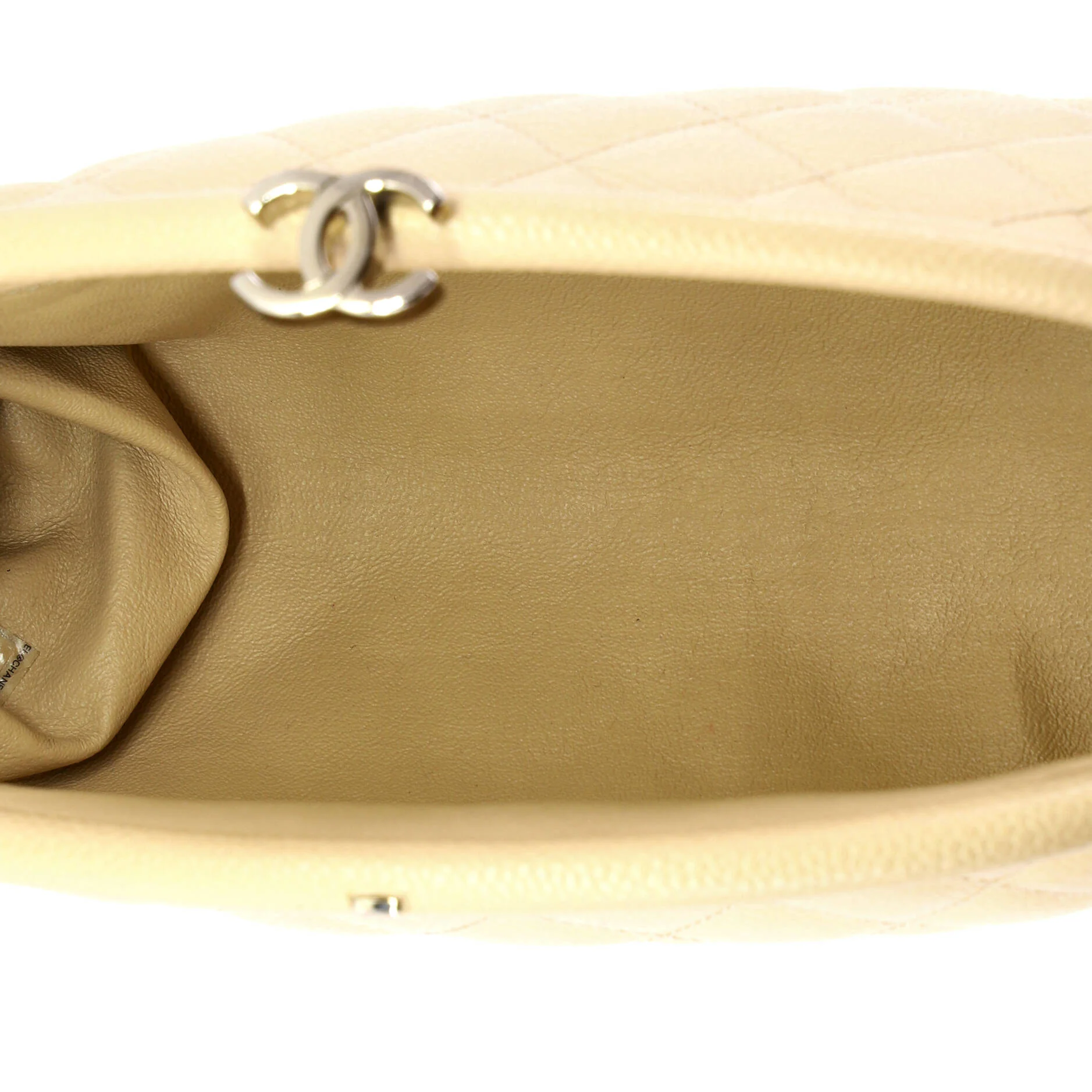 Timeless Clutch Quilted Caviar - Image 6