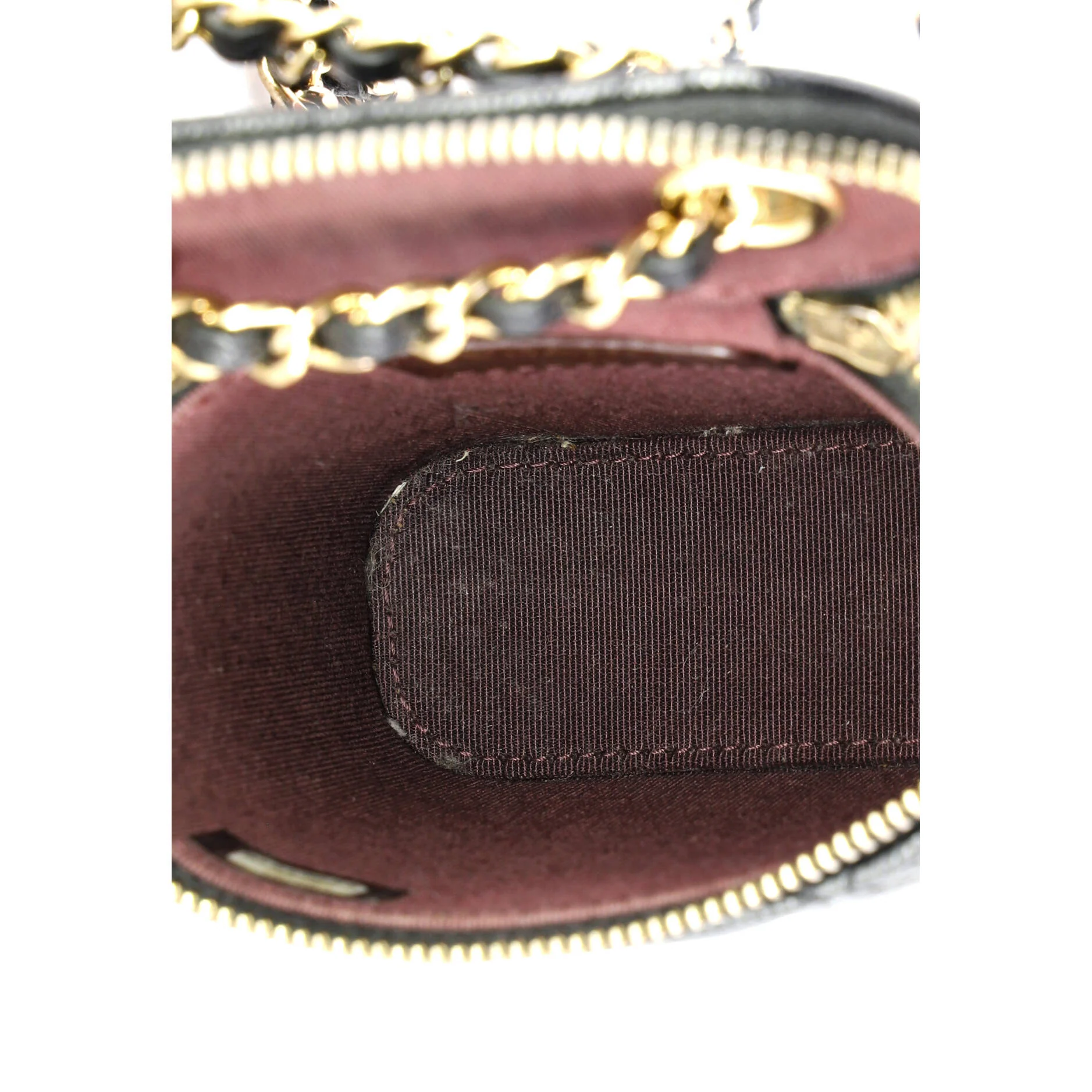 Vertical Classic Vanity Case with Chain Quilted Caviar Mini - Image 6