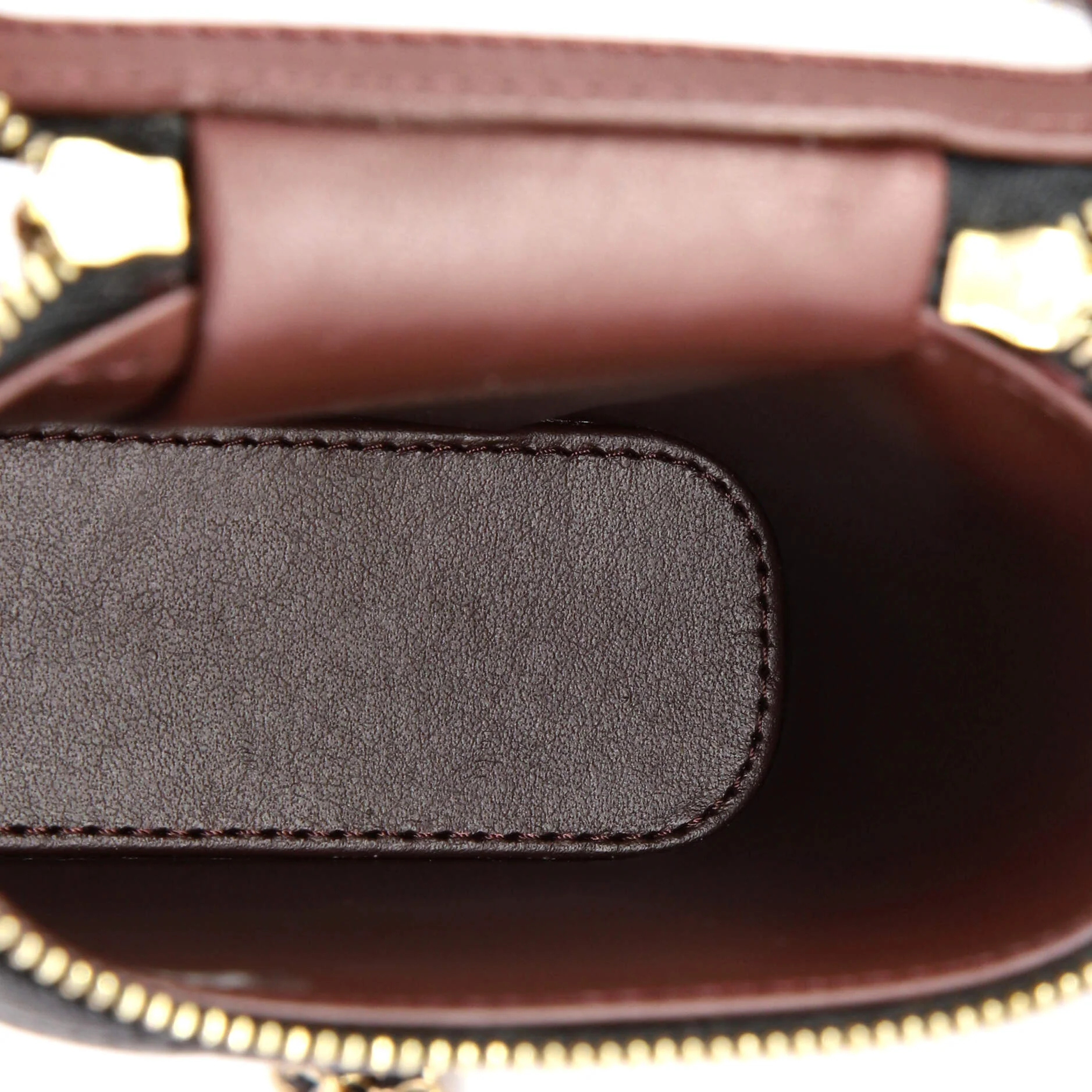 Vertical Classic Vanity Case with Chain Quilted Caviar Small - Image 5