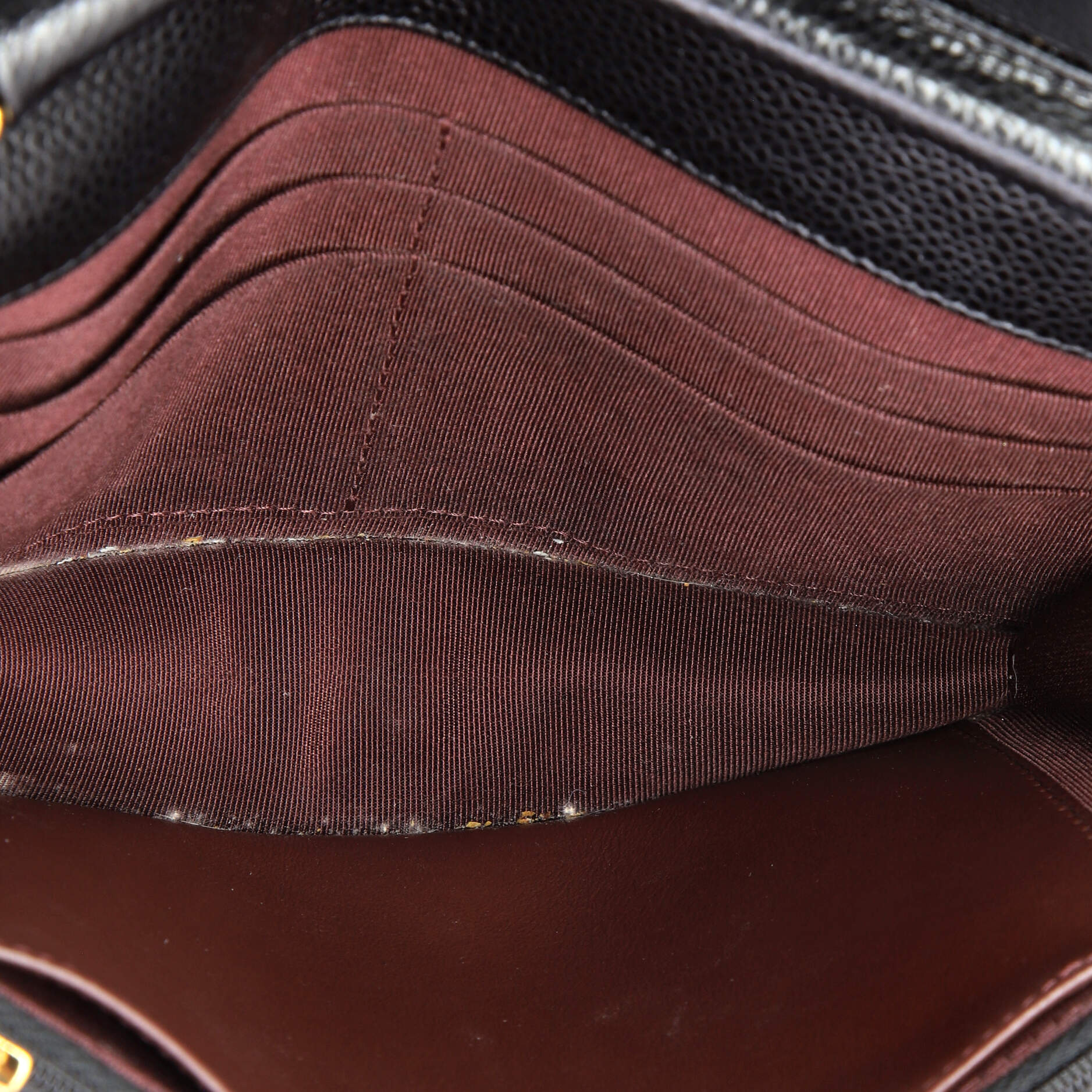 Wallet on Chain Quilted Caviar - Image 6