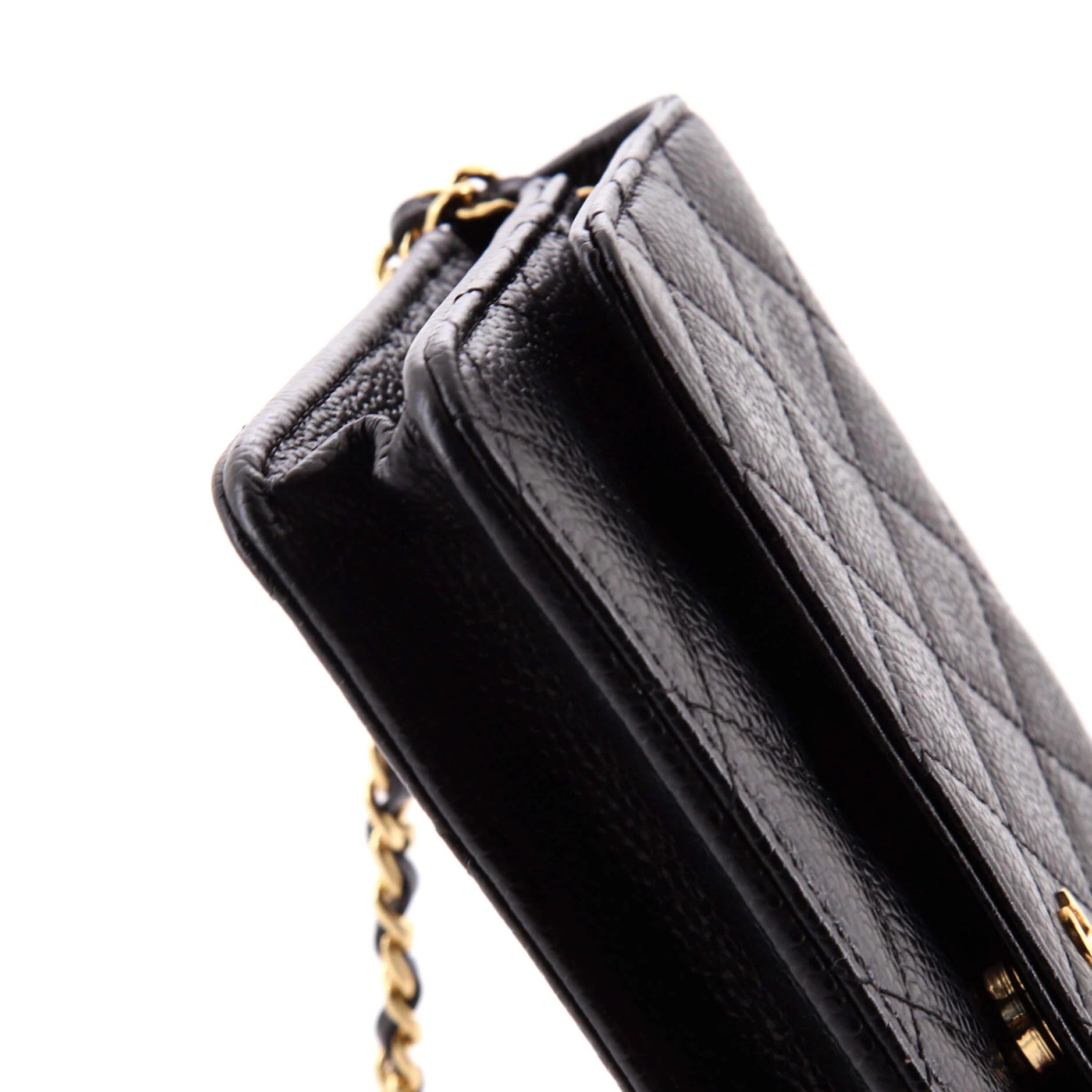 Wallet on Chain Quilted Caviar - Image 7