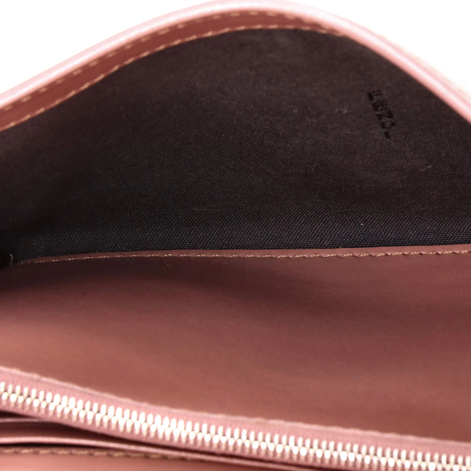 Kan I F Wallet on Chain Leather - Image 5