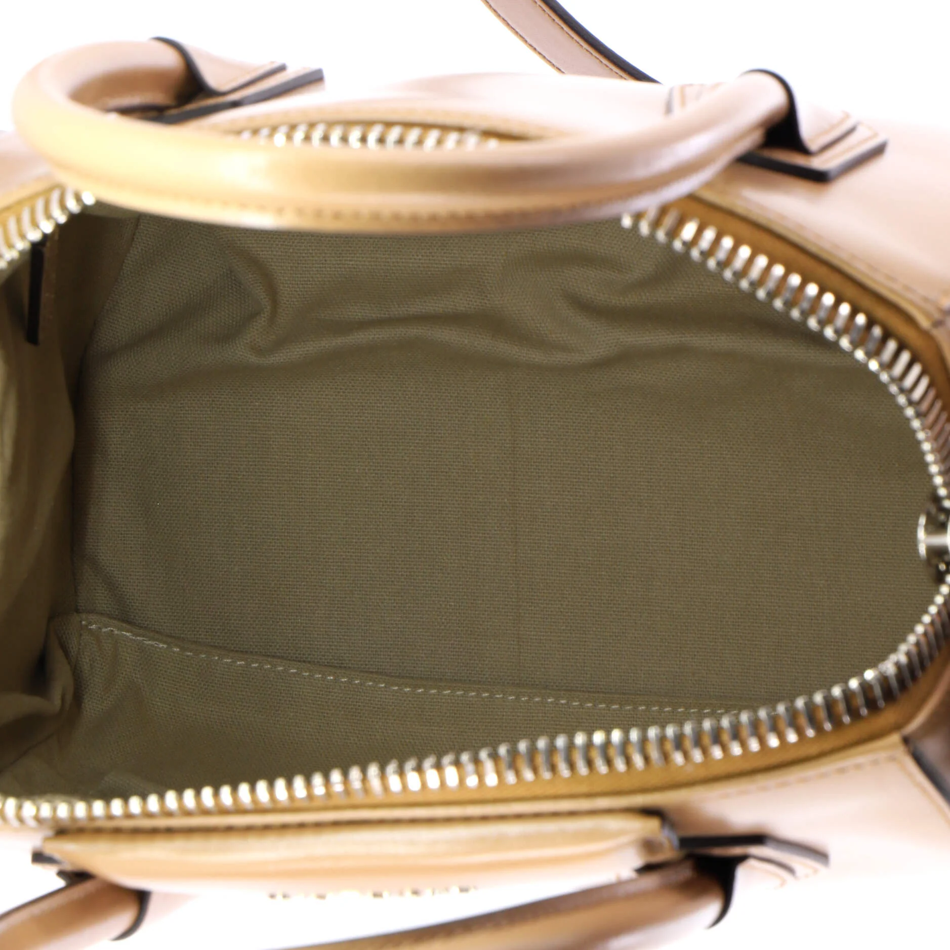 Antigona Bag Glazed Leather Small - Image 5