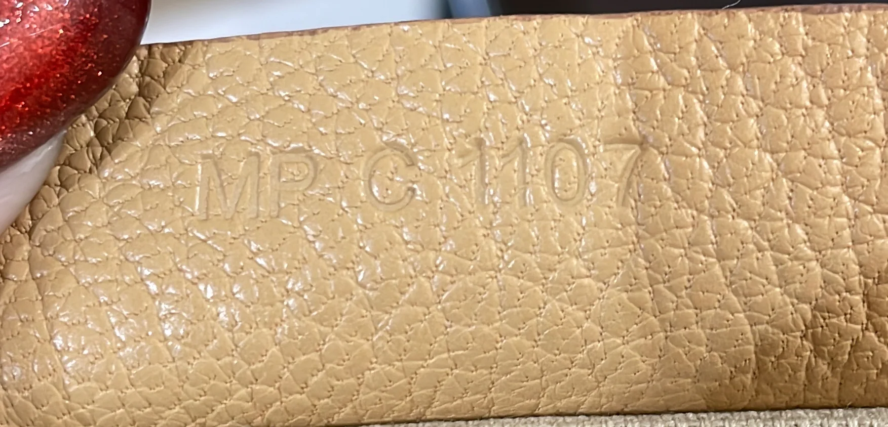 Antigona Bag Leather Medium - Image 8