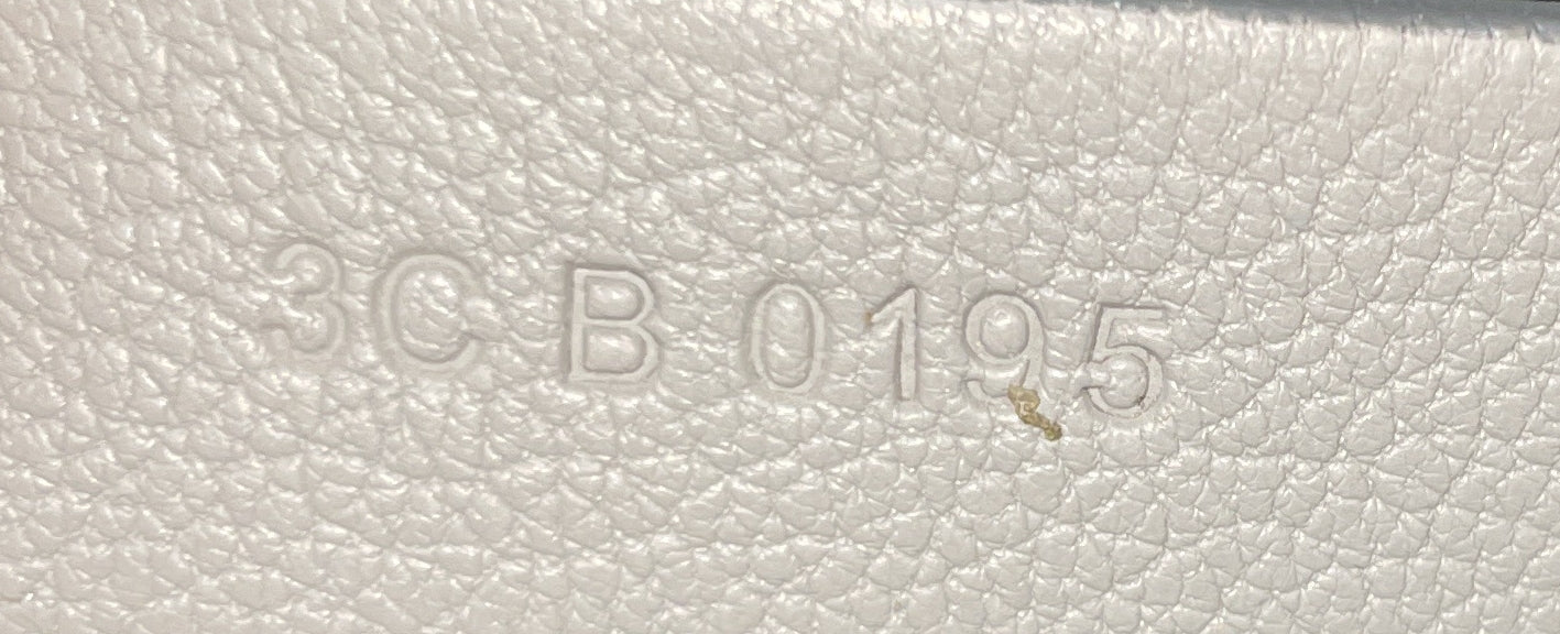 Antigona Bag Leather Mini - Image 7