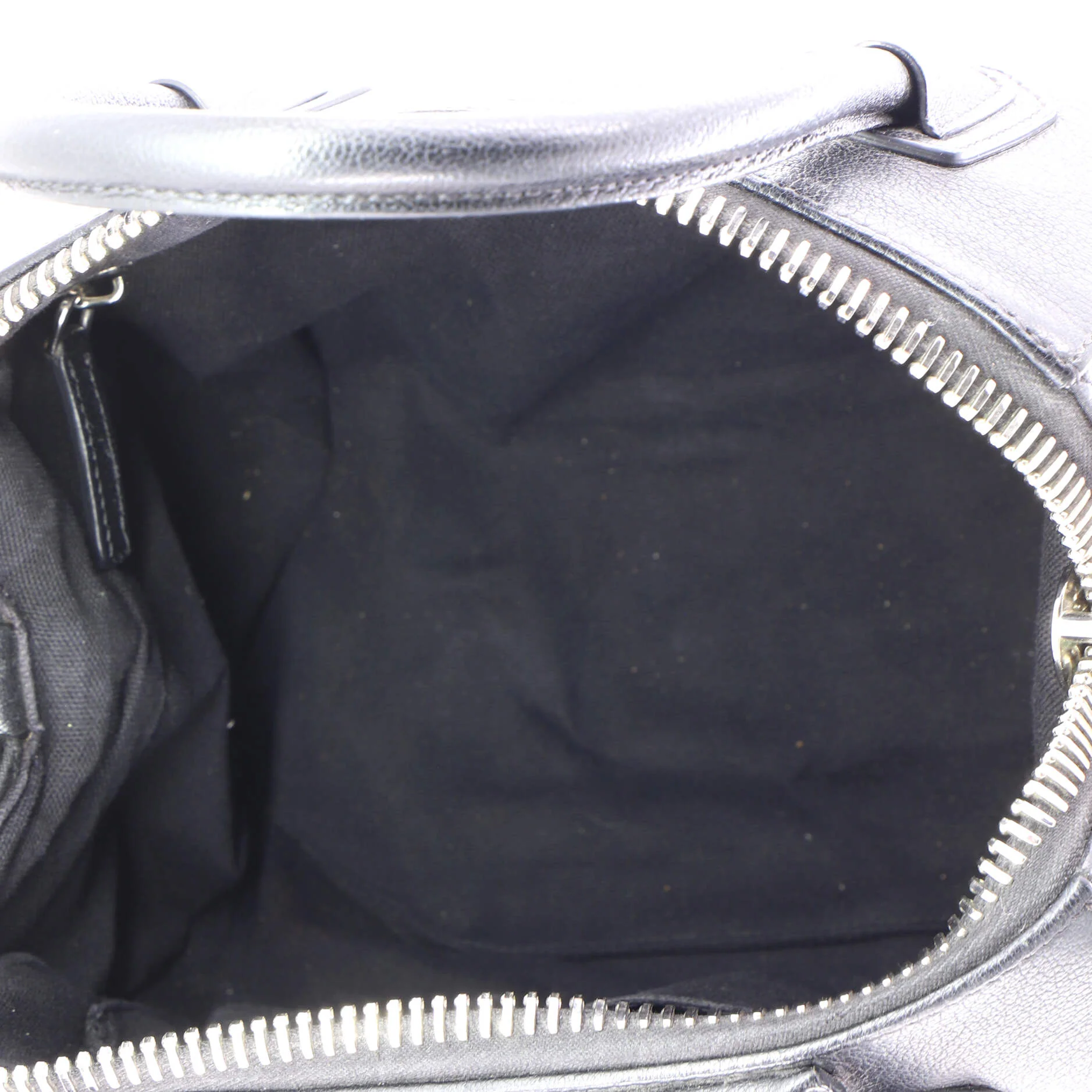 Antigona Bag Leather Small - Image 5