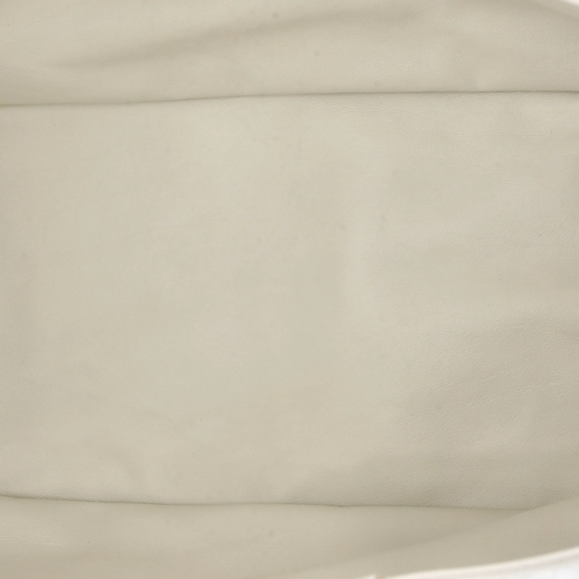 Anjou Reversible Tote Coated Canvas GM - Image 6