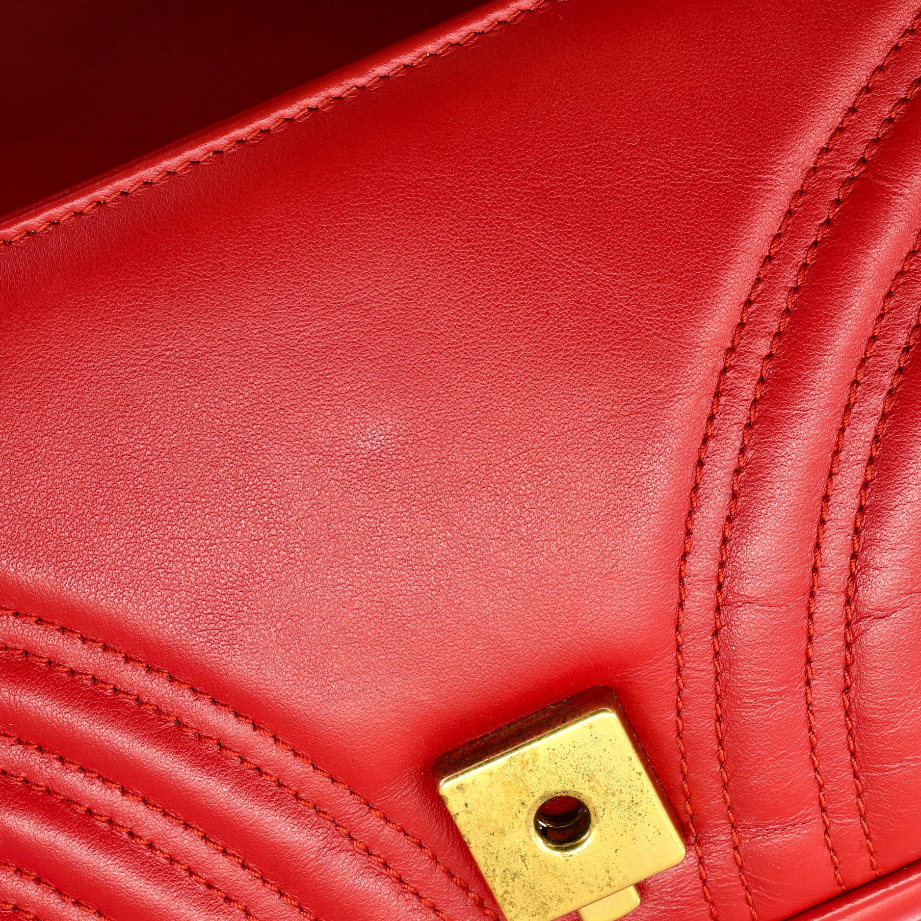 GG Marmont Flap Bag Matelasse Leather Medium - Image 7