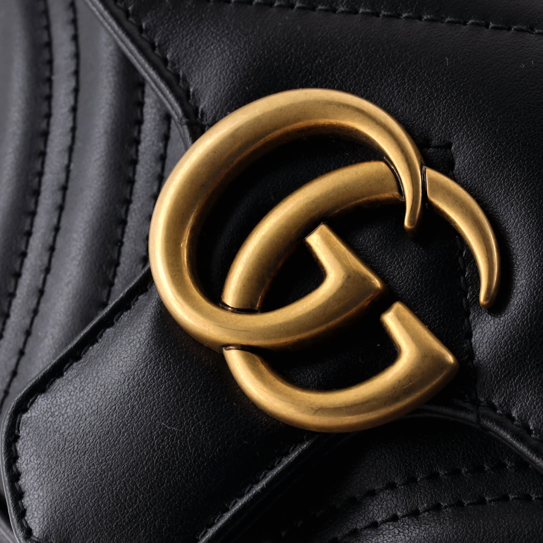 GG Marmont Flap Bag Matelasse Leather Mini - Image 6