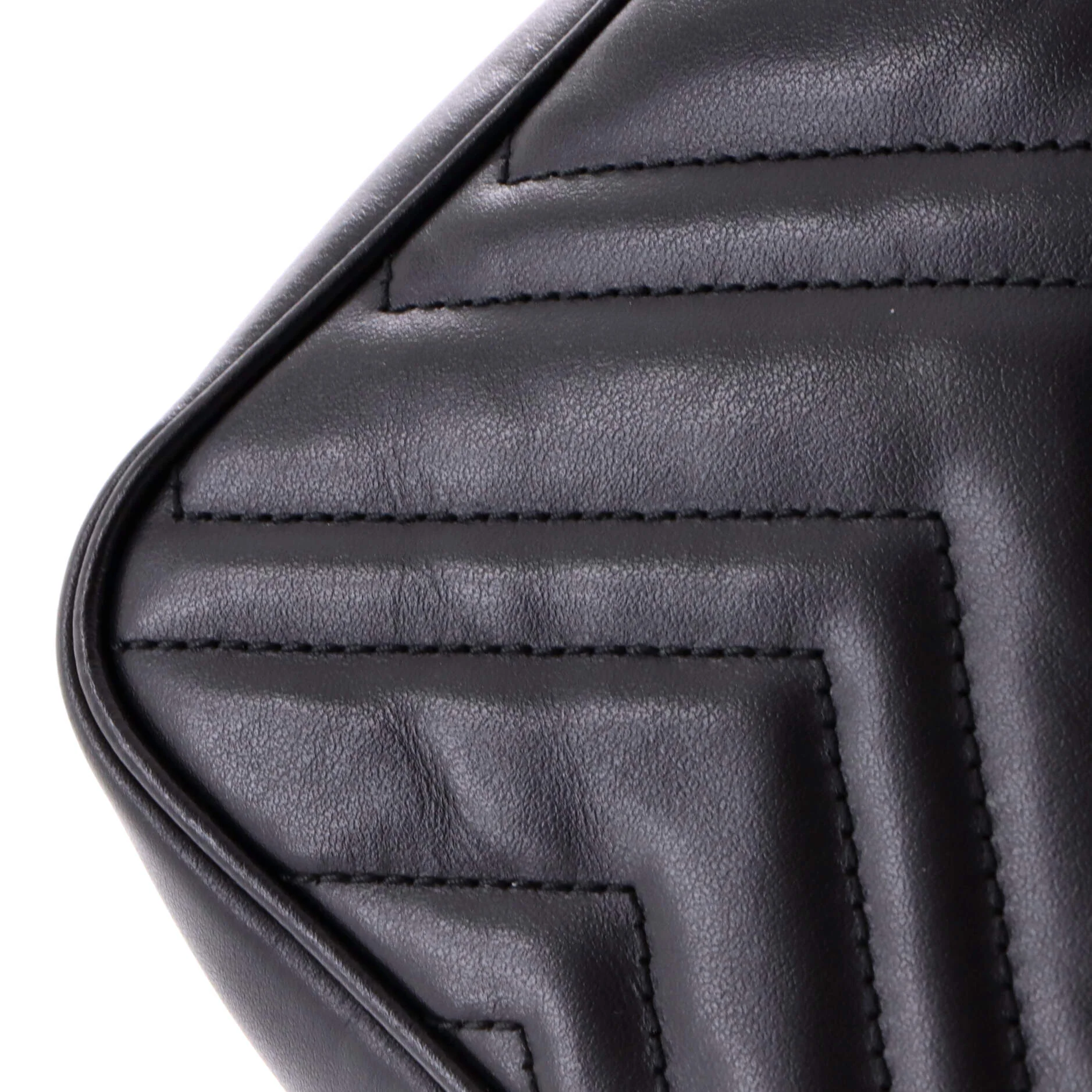 GG Marmont Front Pocket Bucket Bag Matelasse Leather Mini - Image 7