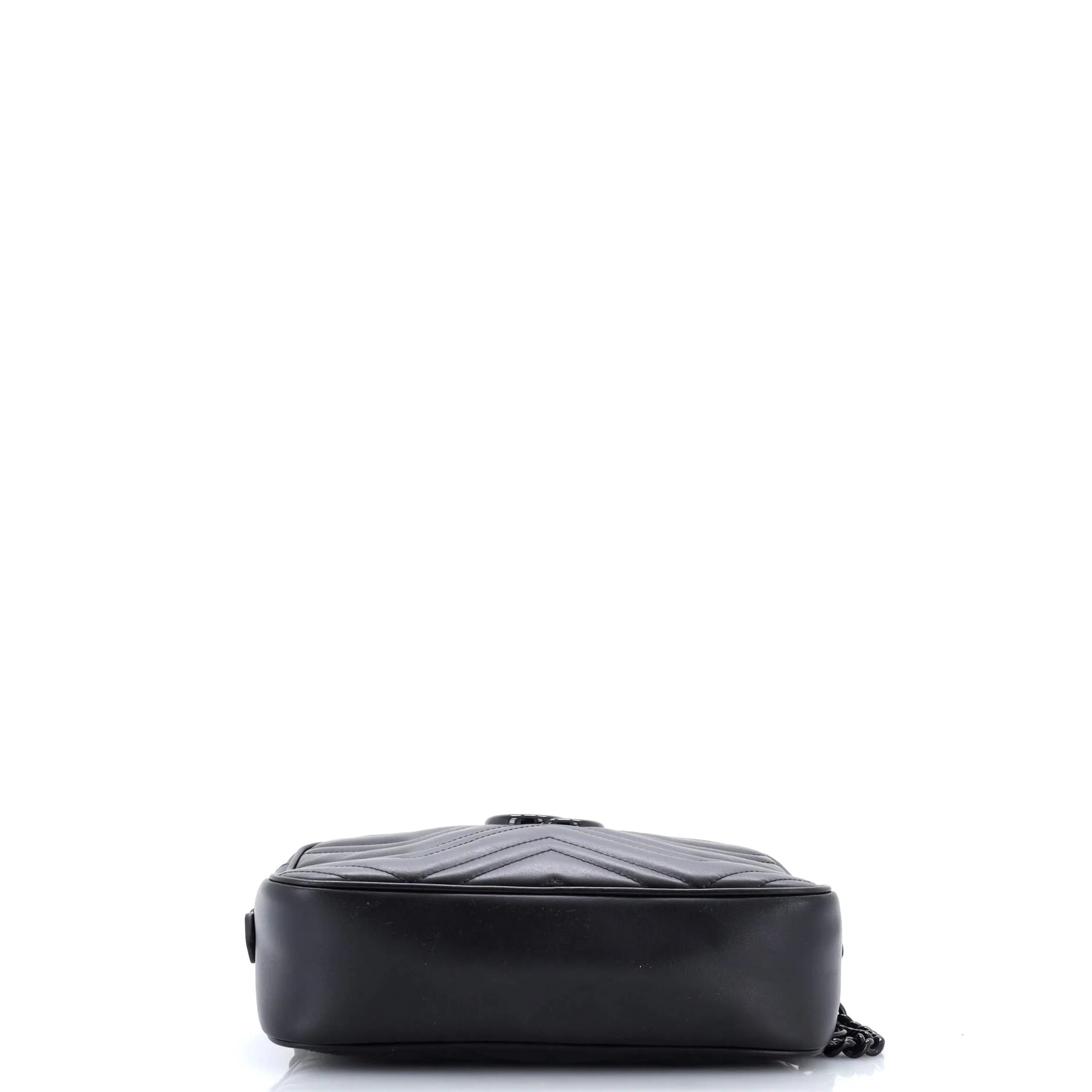 GG Marmont Monochrome Shoulder Bag Matelasse Leather Small - Image 4