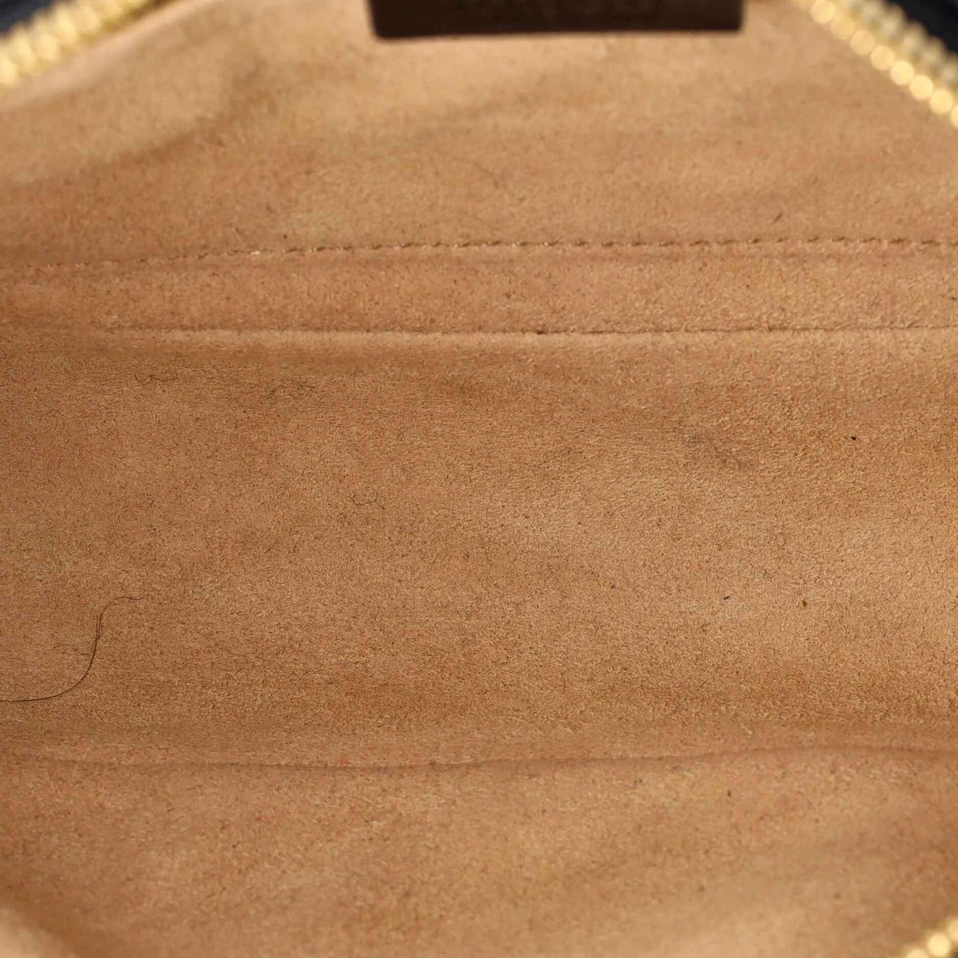 GG Marmont Shoulder Bag Diagonal Quilted GG Canvas with Leather Small - Image 5