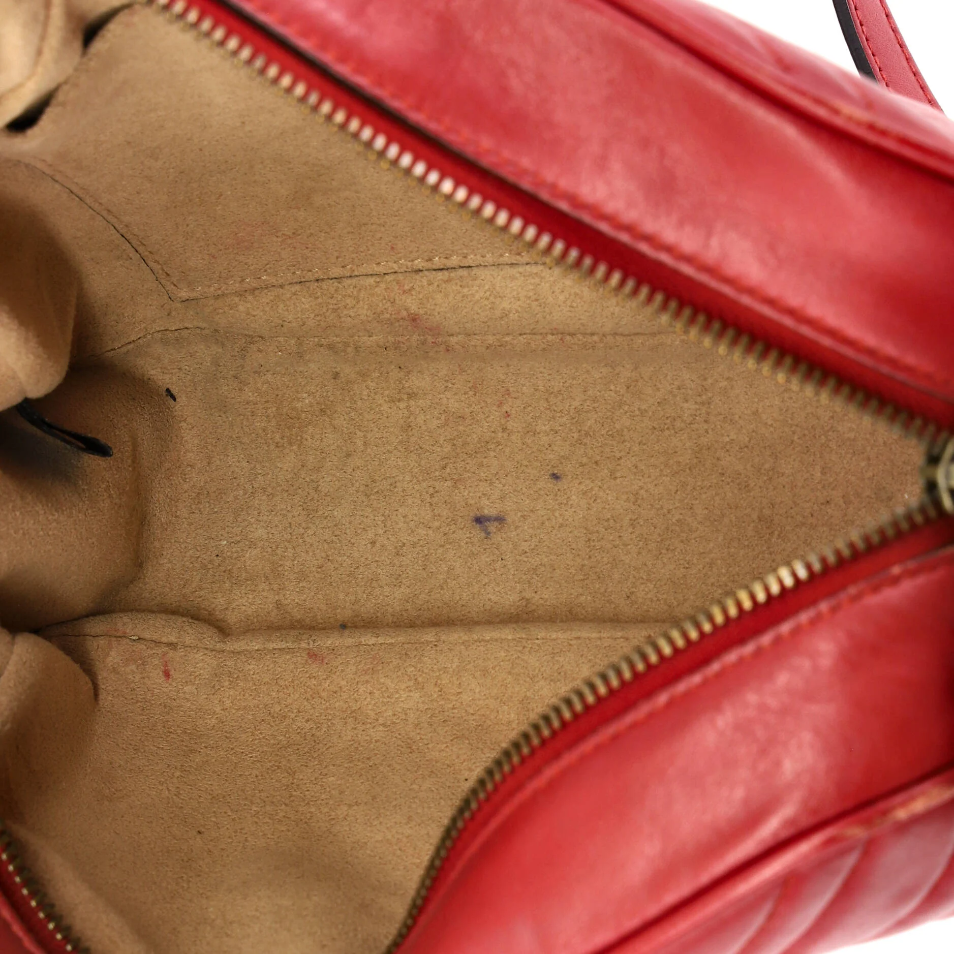 GG Marmont Shoulder Bag Matelasse Leather Small - Image 5