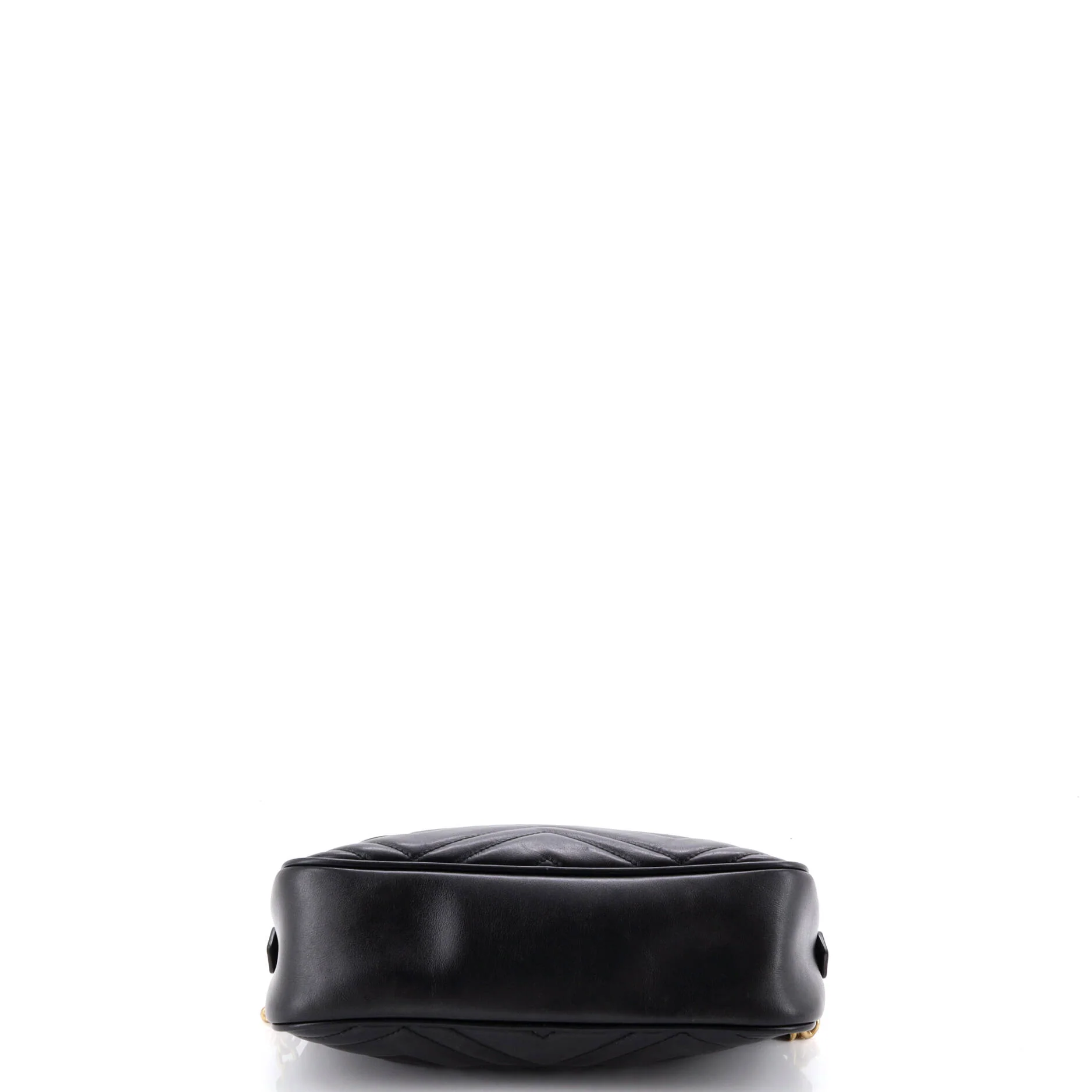 GG Marmont Shoulder Bag Matelasse Leather Small - Image 4