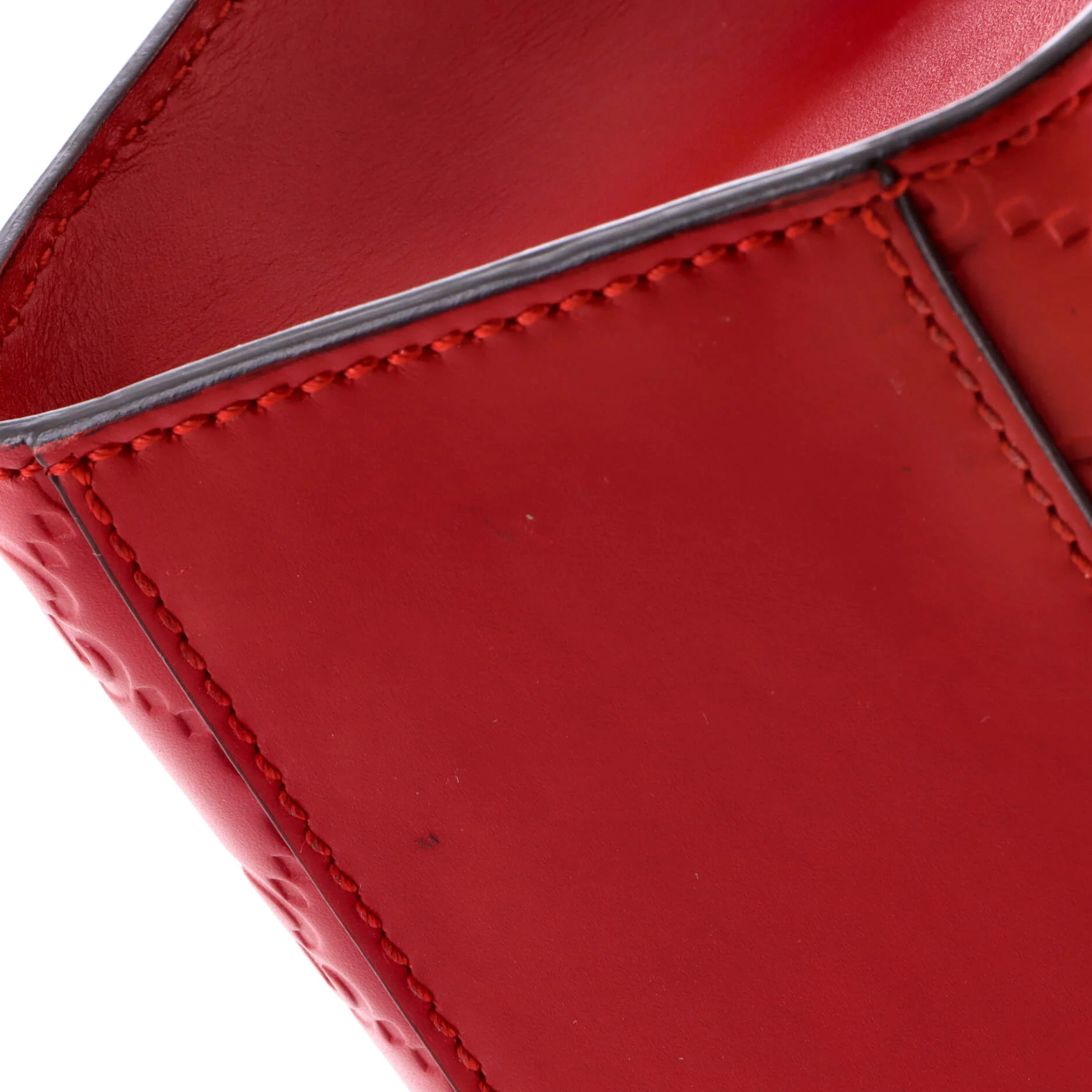 Padlock Shoulder Bag Guccissima Leather Medium - Image 7