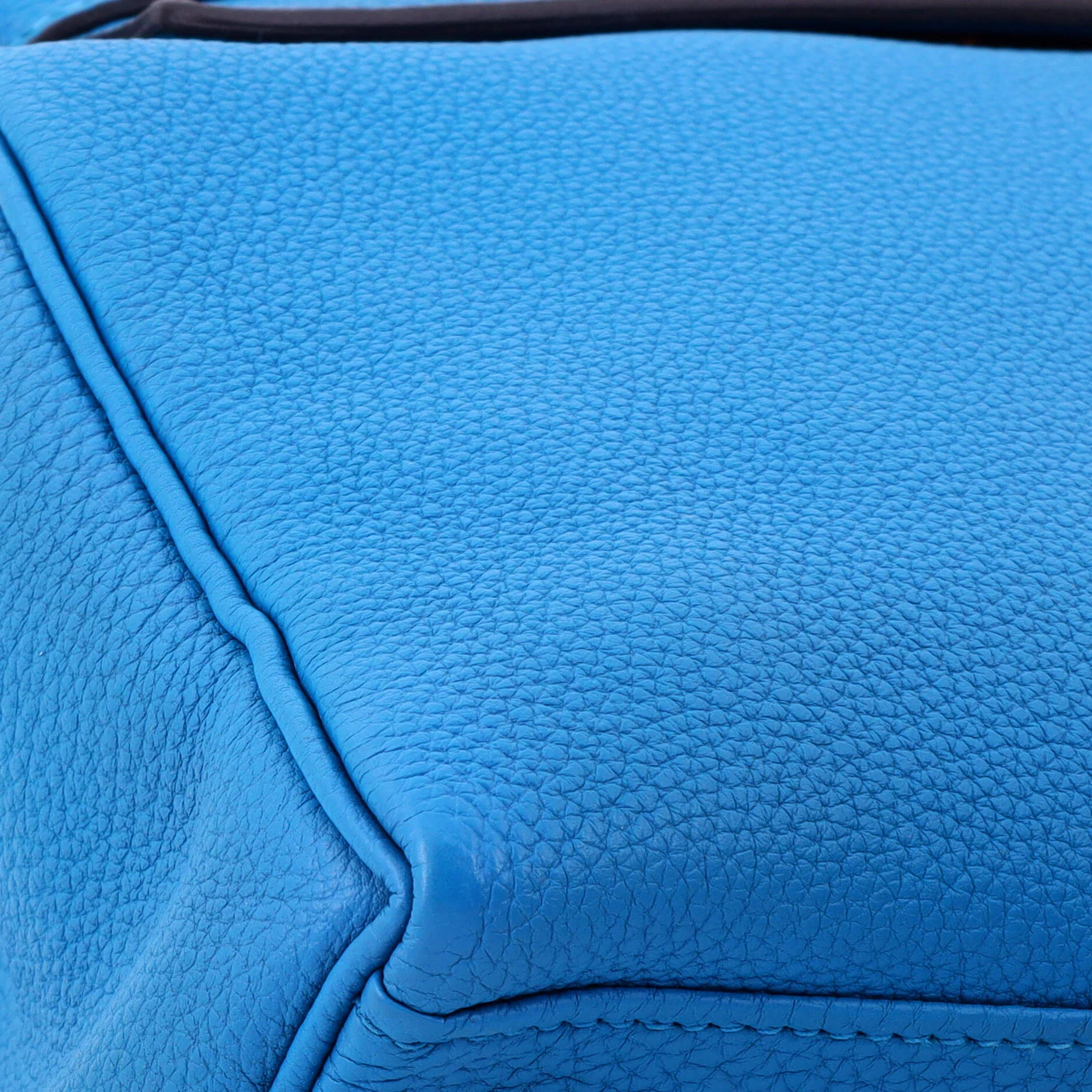 Kelly Handbag Bleu Zanzibar Togo with Gold Hardware 28 - Image 7
