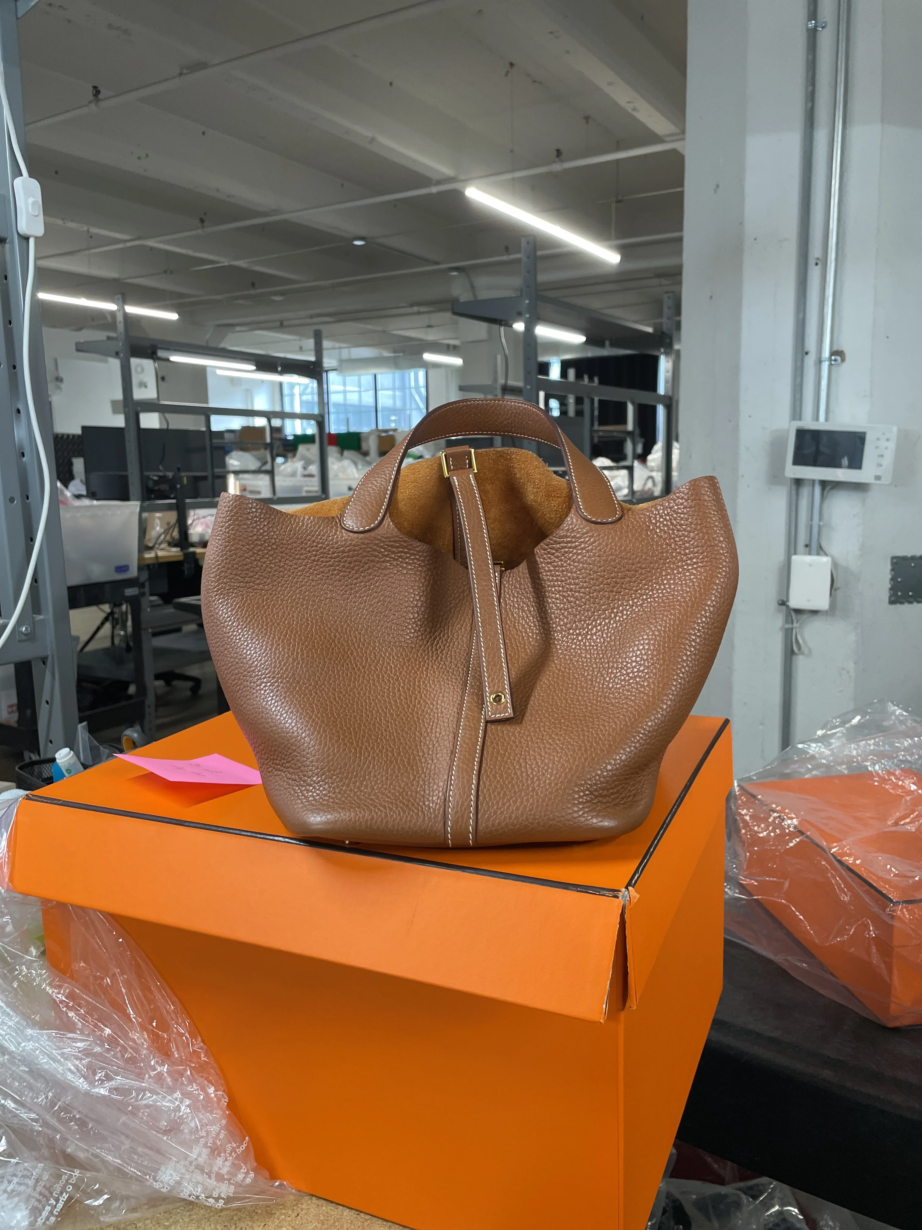 Picotin Lock Bag Clemence MM - Image 7