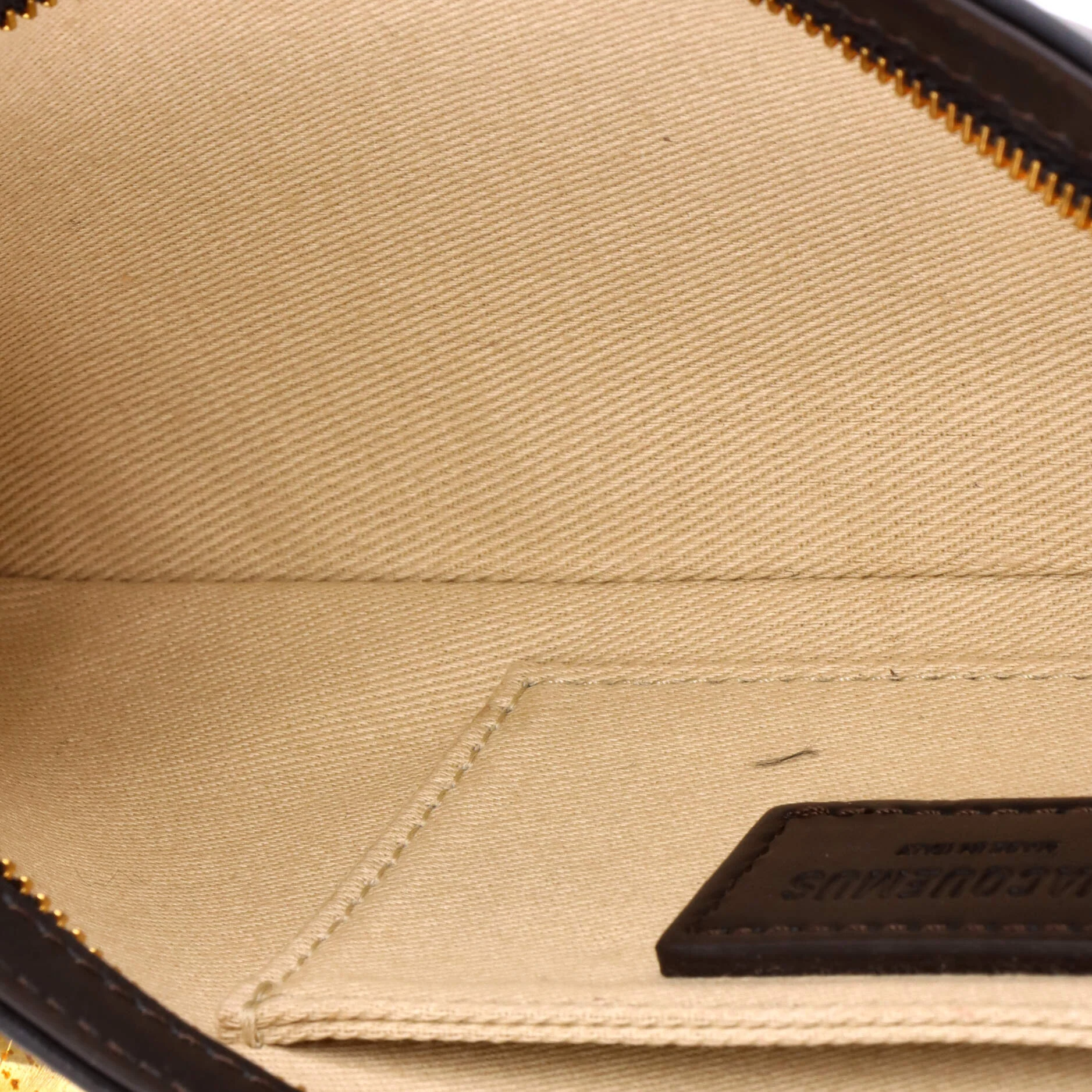 Le Bisou Perle Shoulder Bag Leather - Image 5