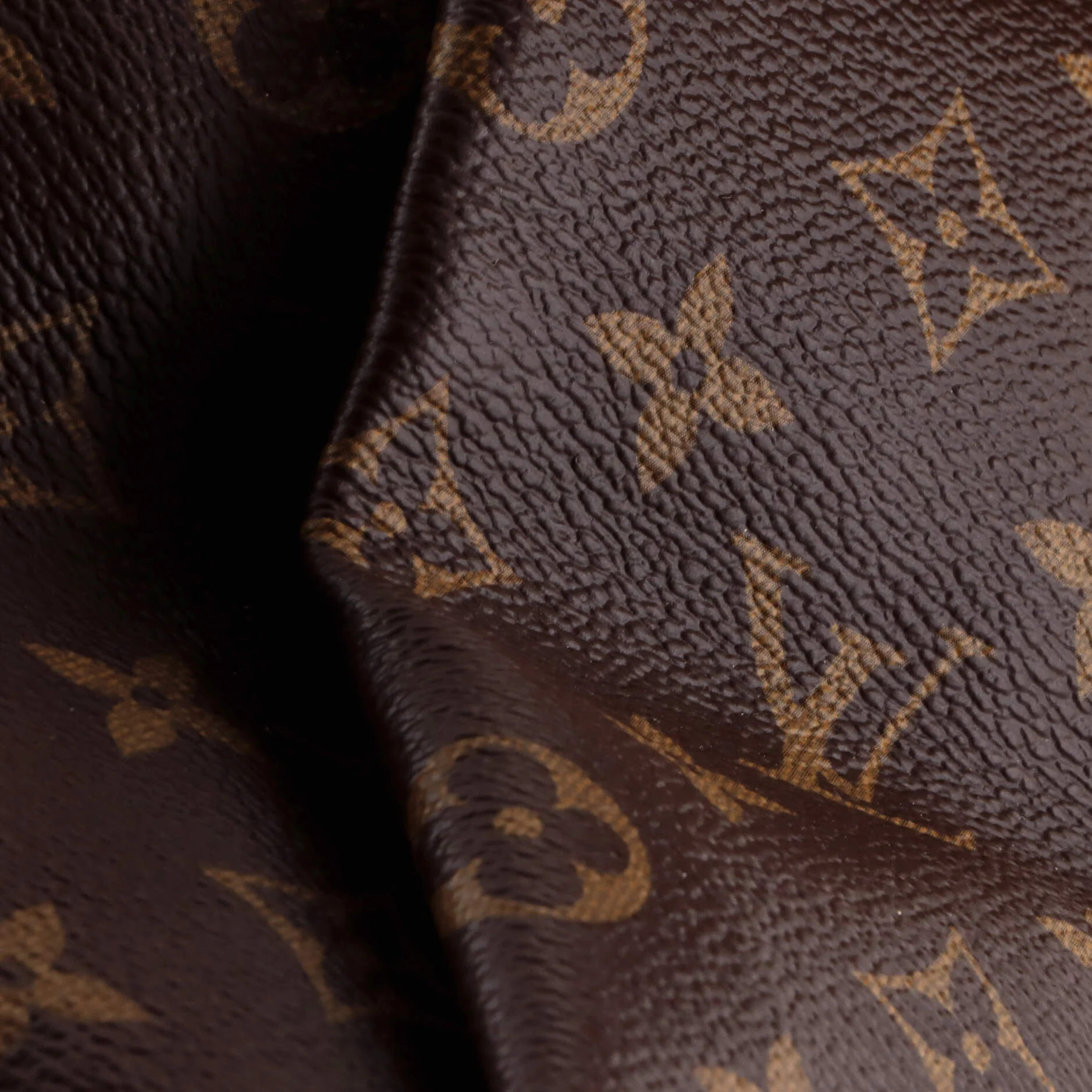 Artsy Handbag Monogram Canvas MM - Image 7