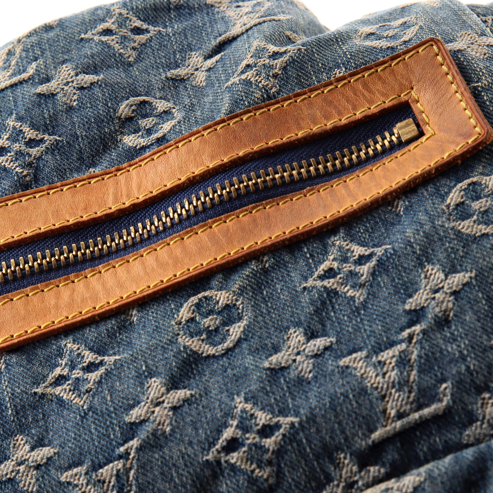 Baggy Handbag Denim GM - Image 7