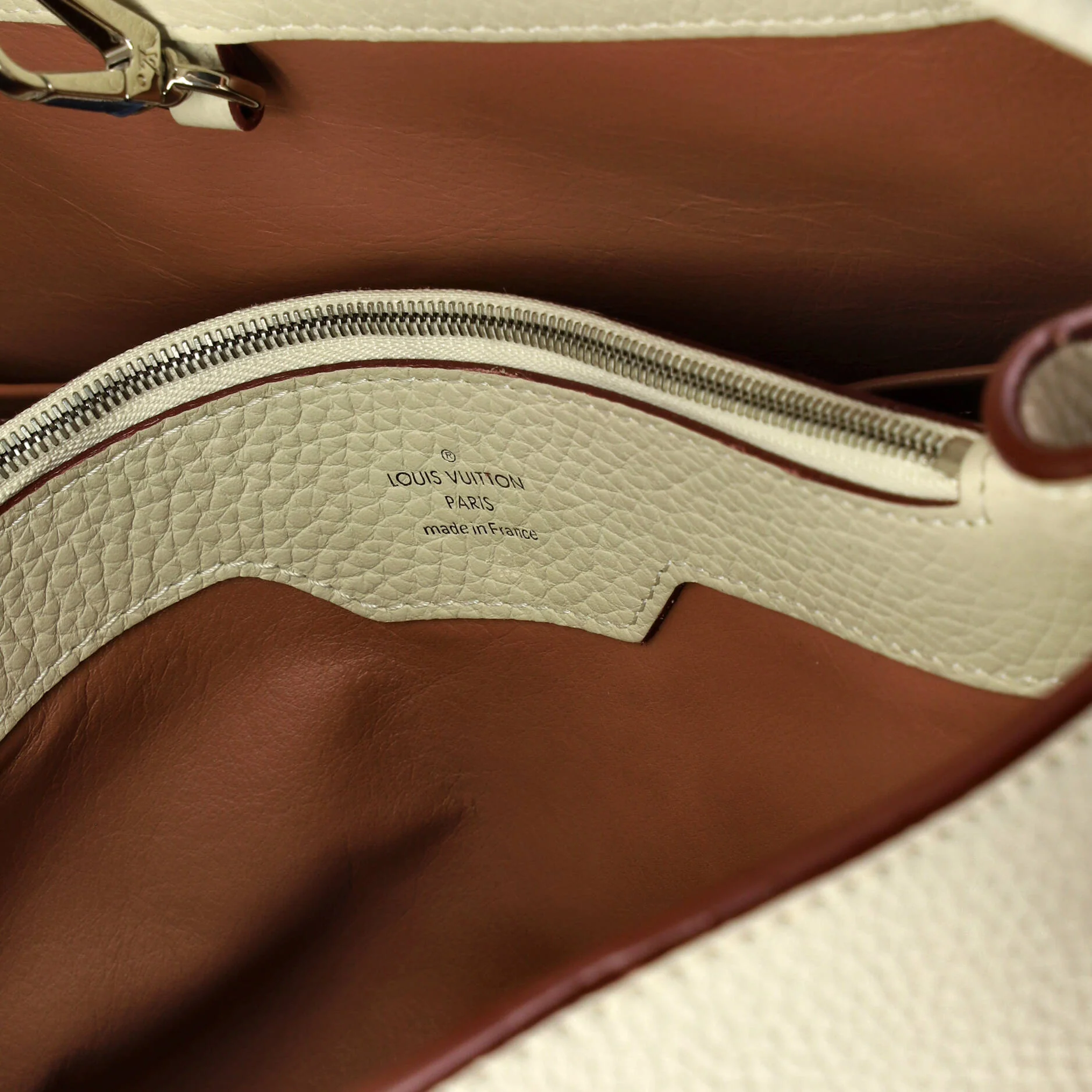 Capucines Bag Leather GM - Image 6