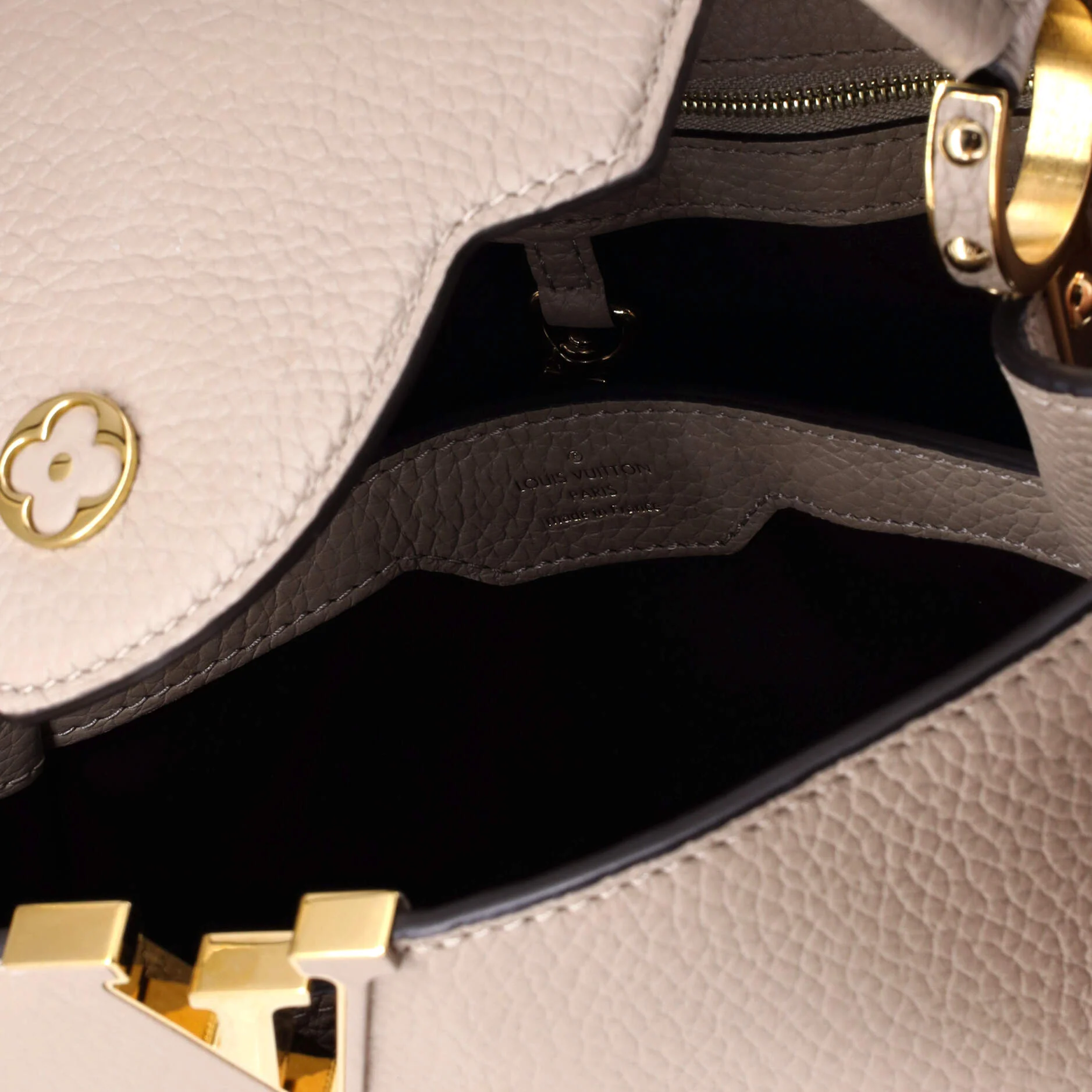 Capucines Bag Leather PM - Image 5