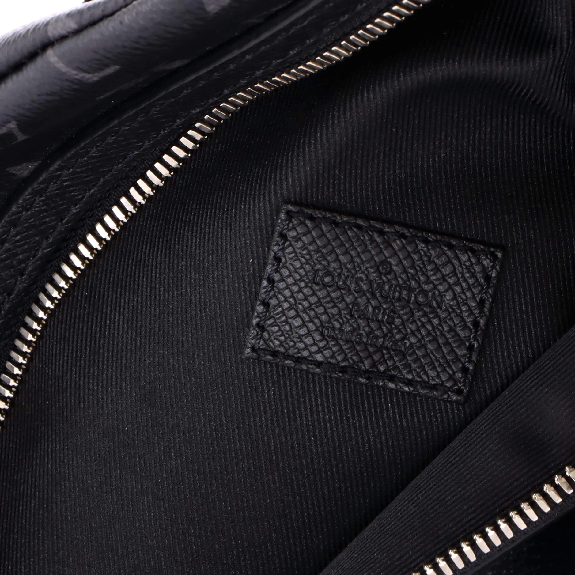 Duo Sling Bag Monogram Eclipse Canvas - Image 8