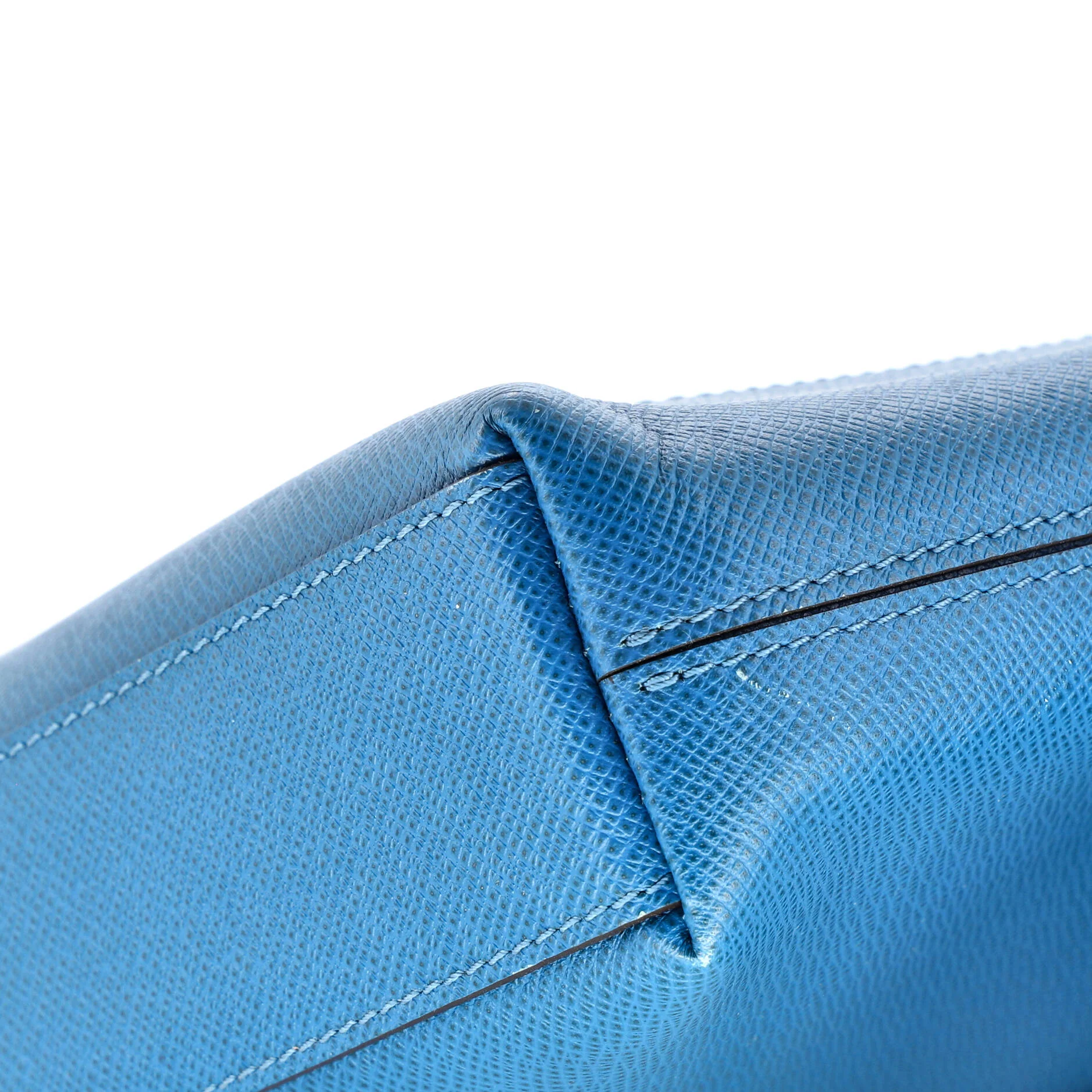 Grigori Messenger Bag Taiga Leather PM - Image 7