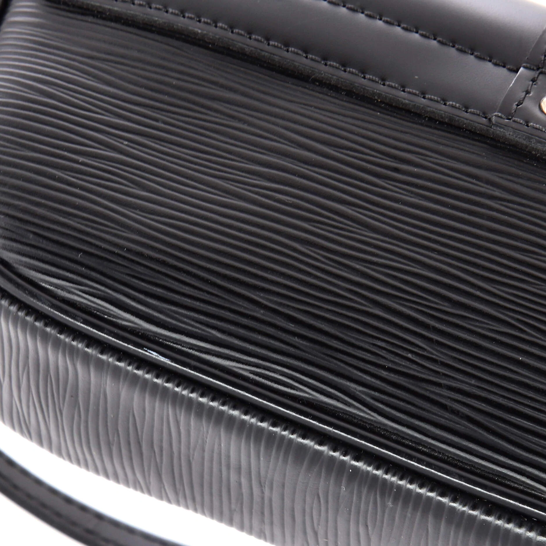 Montaigne Clutch Epi Leather - Image 8