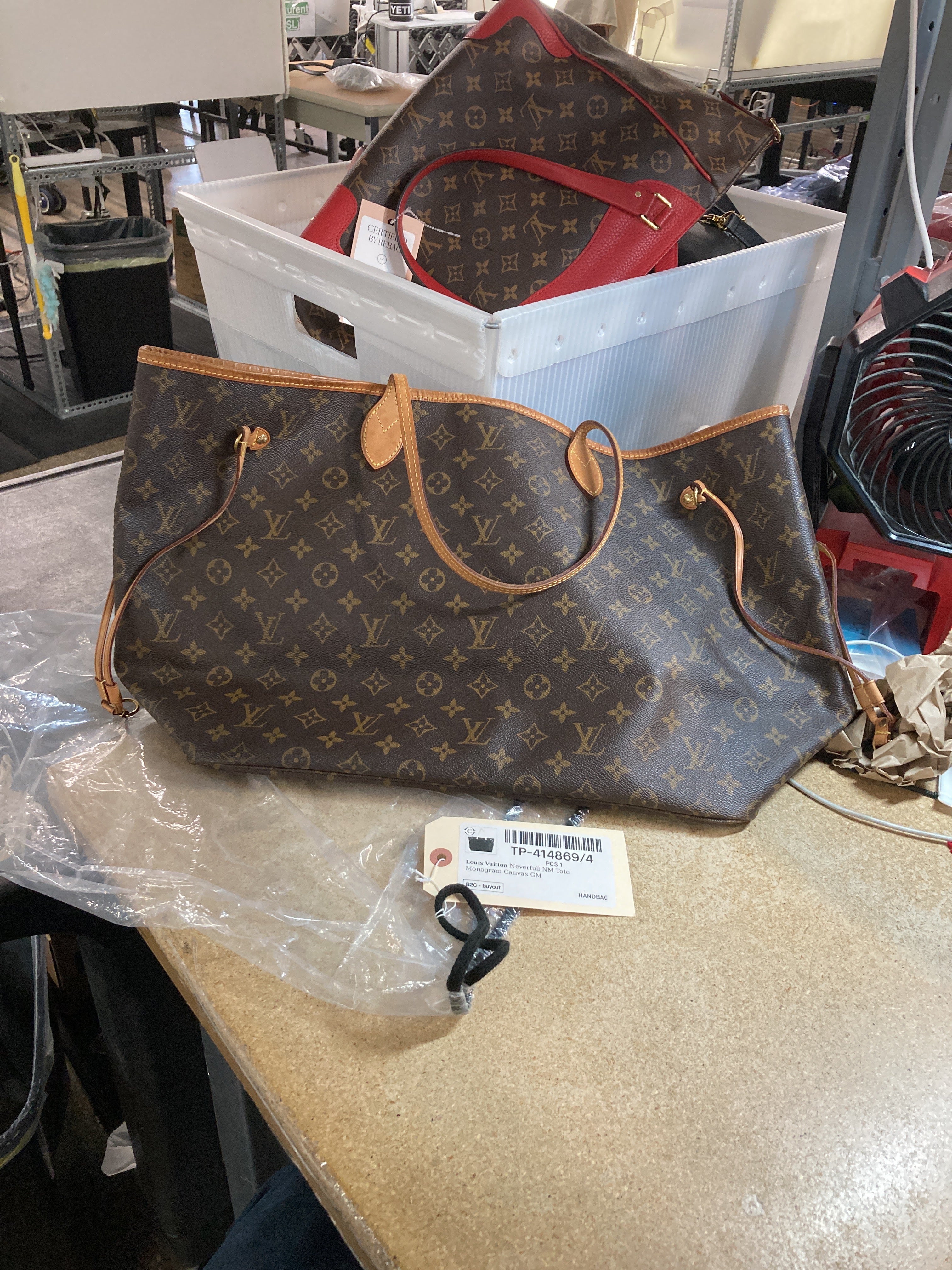 Neverfull Tote Monogram Canvas GM - Image 9