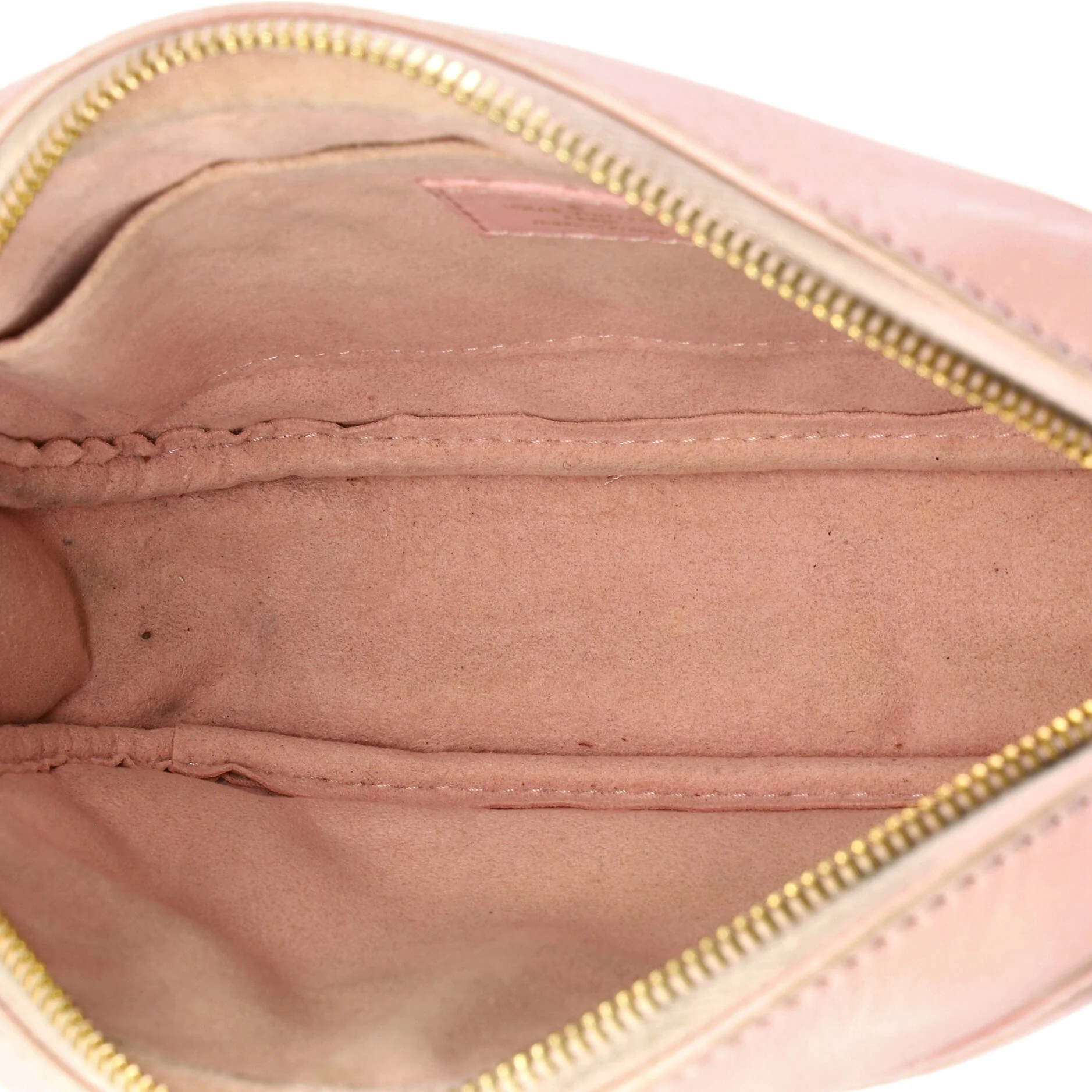 New Wave Camera Bag Quilted Leather - Image 5
