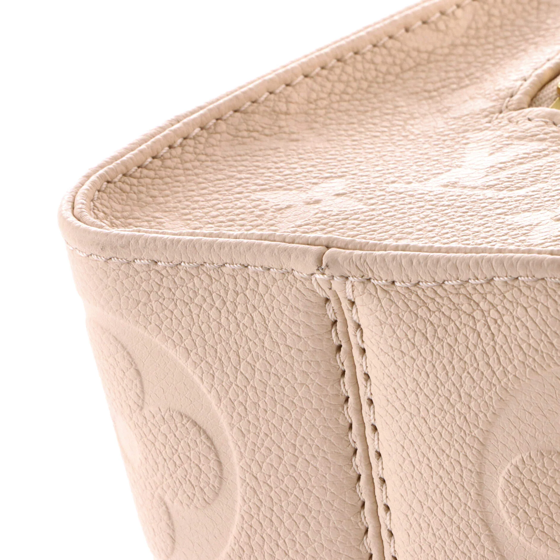 OnTheGo Tote Monogram Empreinte Giant East West - Image 6