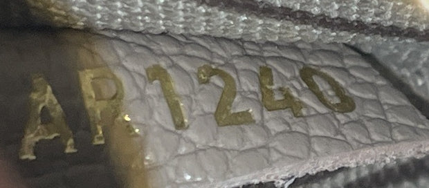 Pochette Metis Monogram Empreinte Leather - Image 8
