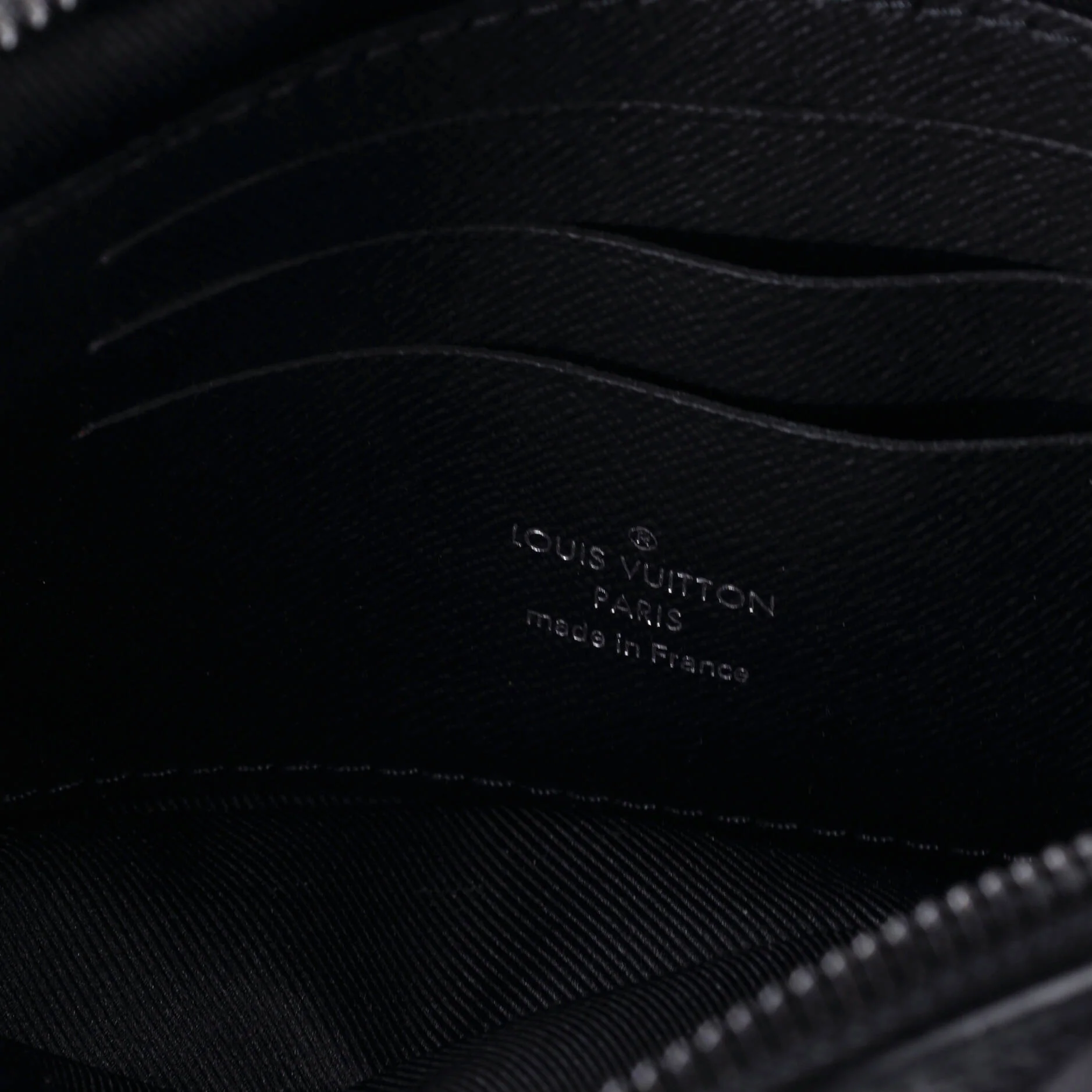 Pochette Volga Monogram Eclipse Canvas - Image 6