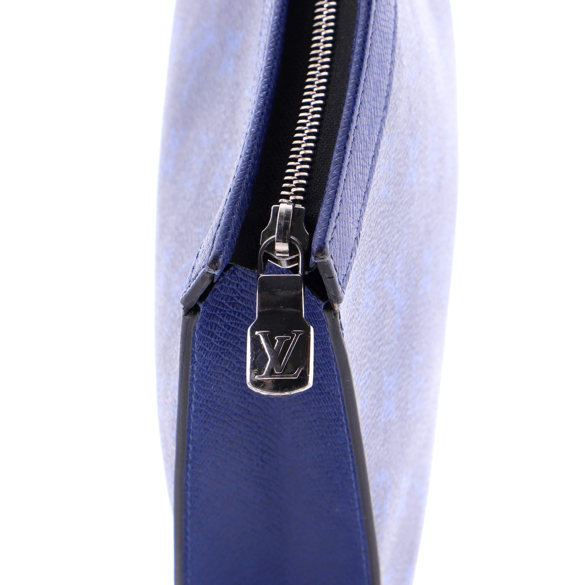 Pochette Voyage Monogram Taigarama MM - Image 6