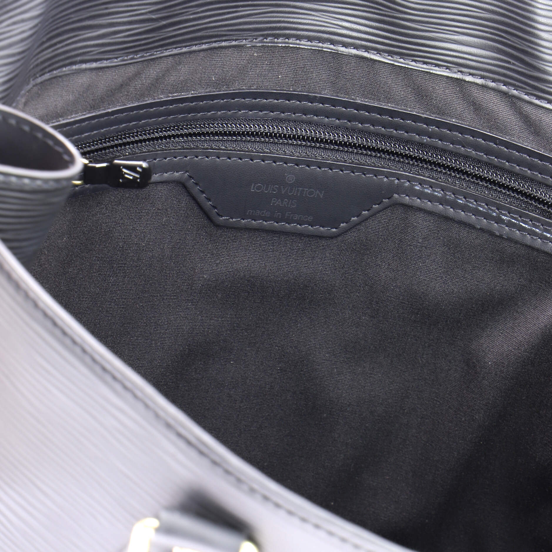 Sac Plat Bag Epi Leather GM - Image 7