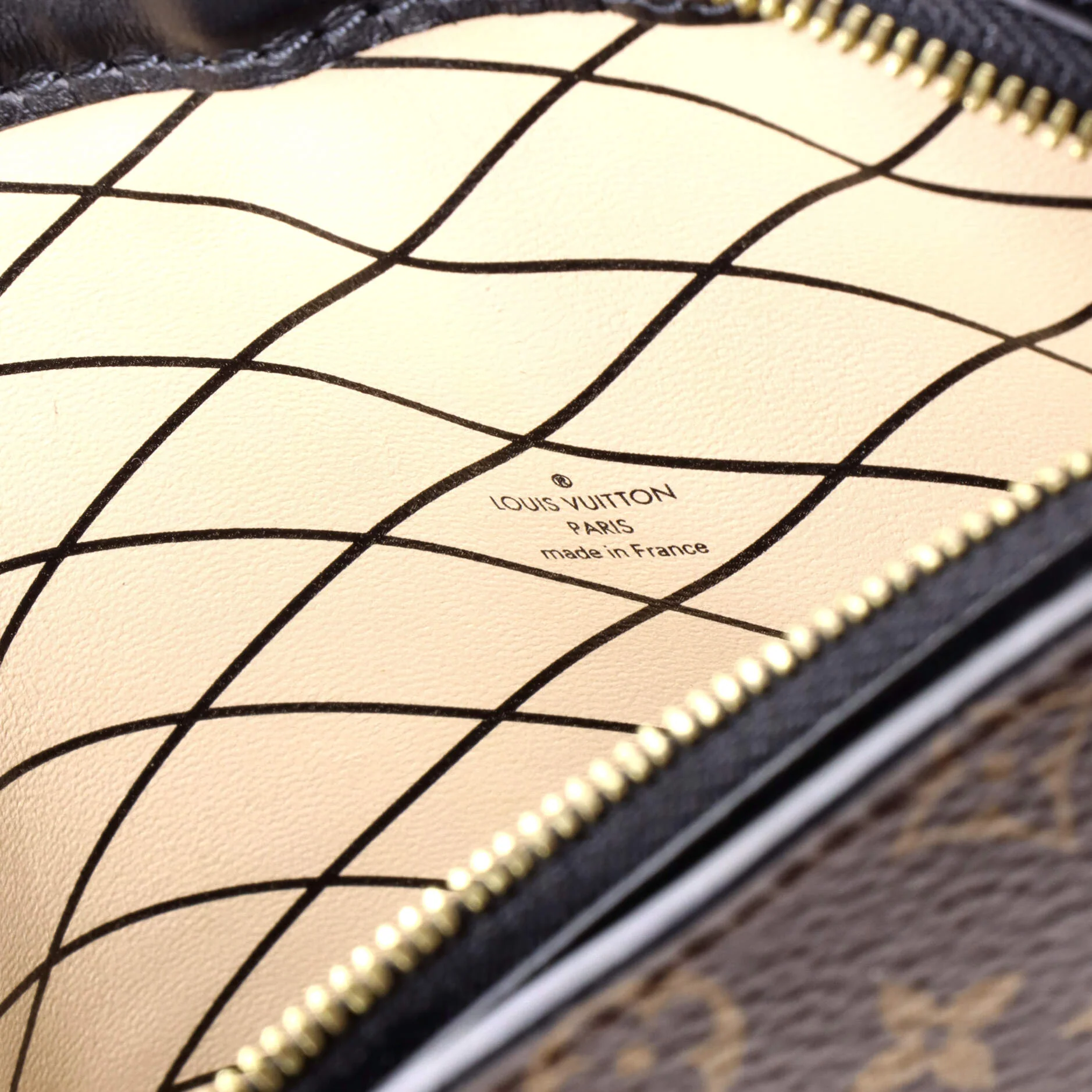 Trunk Clutch Reverse Monogram Canvas - Image 6