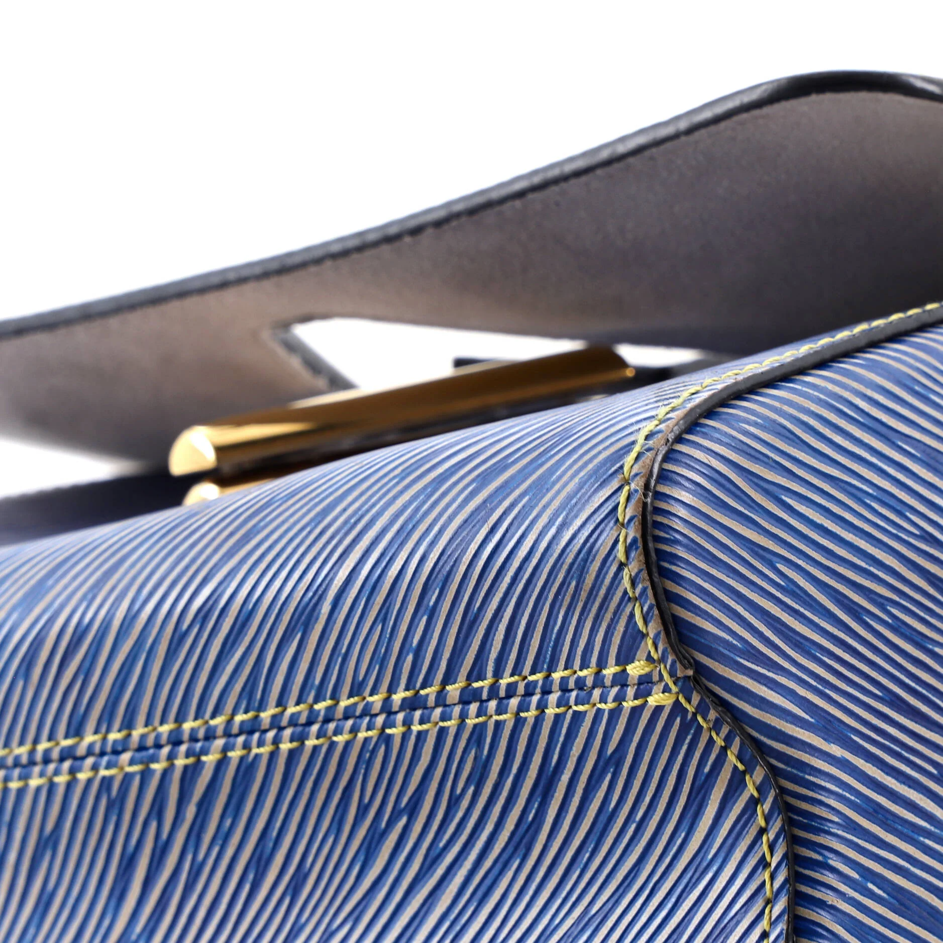 Twist Handbag Epi Leather MM - Image 7