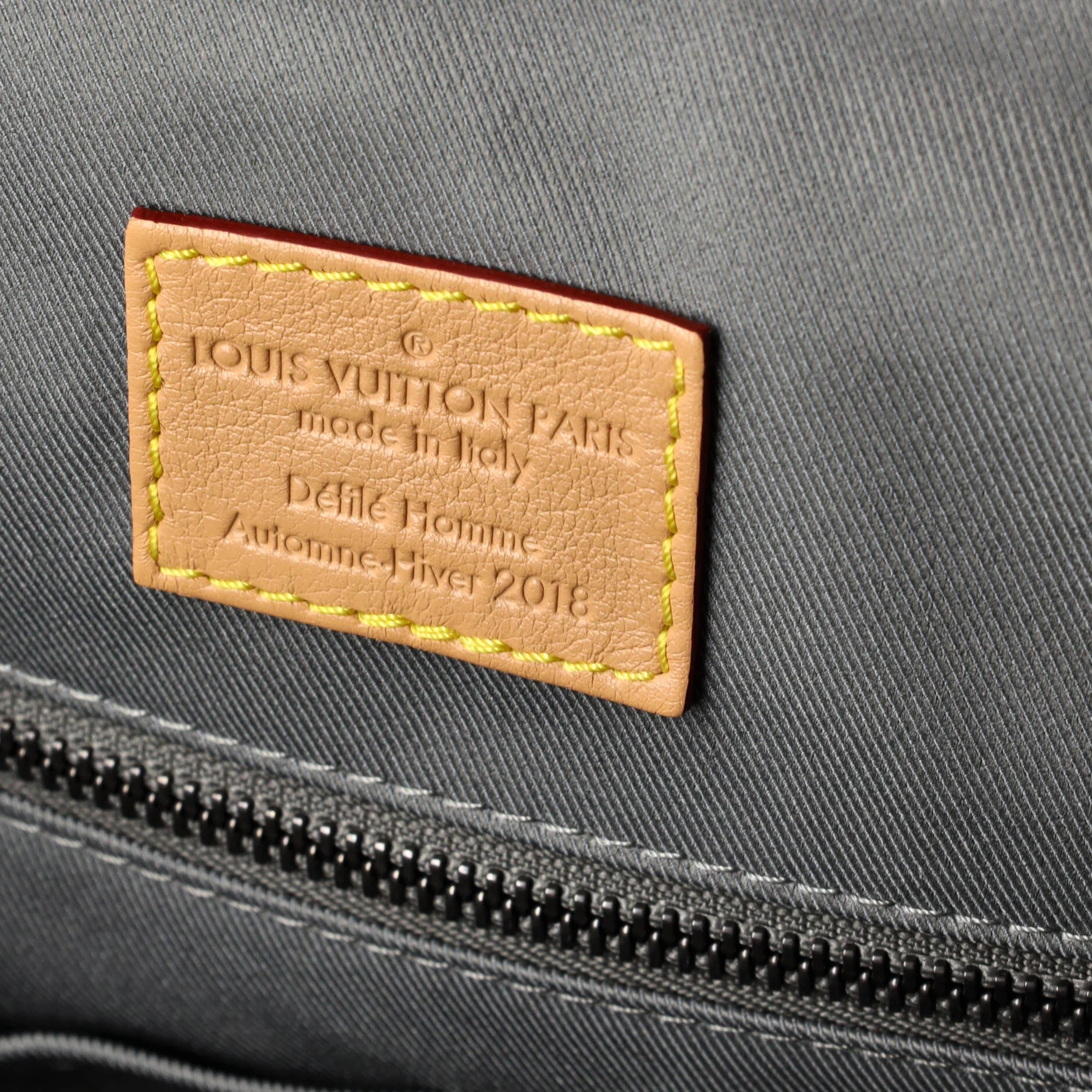 Zipped Tote Limited Edition Titanium Monogram Canvas - Image 6